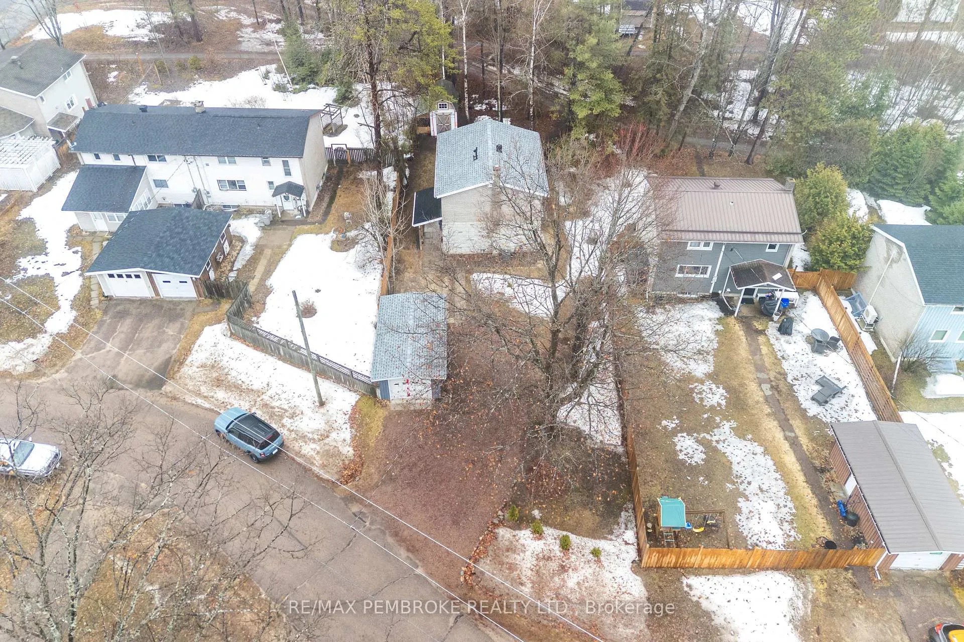 Photo 48 of 98 Birch Street, Deep River — HOMEH