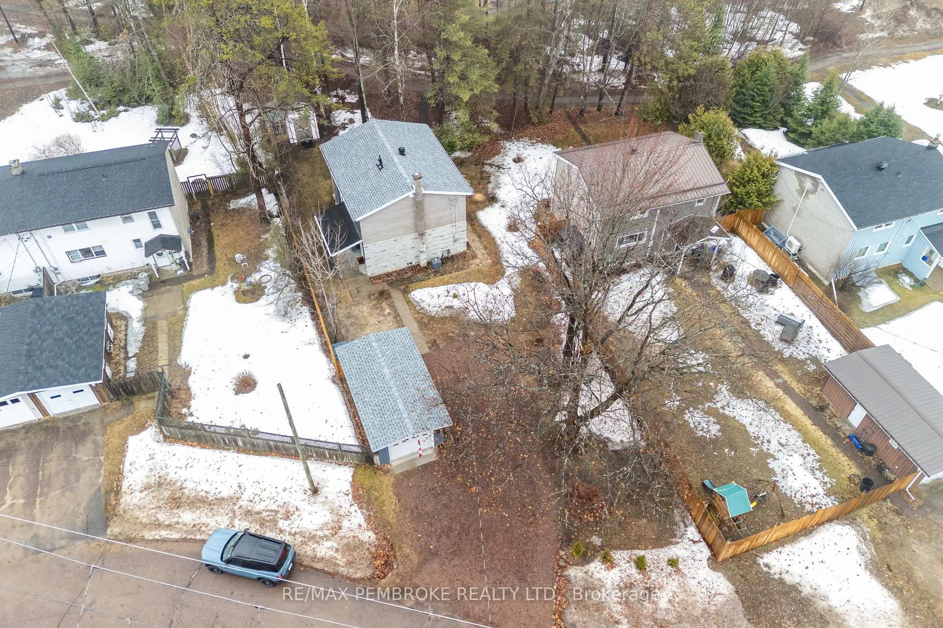 Photo 50 of 98 Birch Street, Deep River — HOMEH