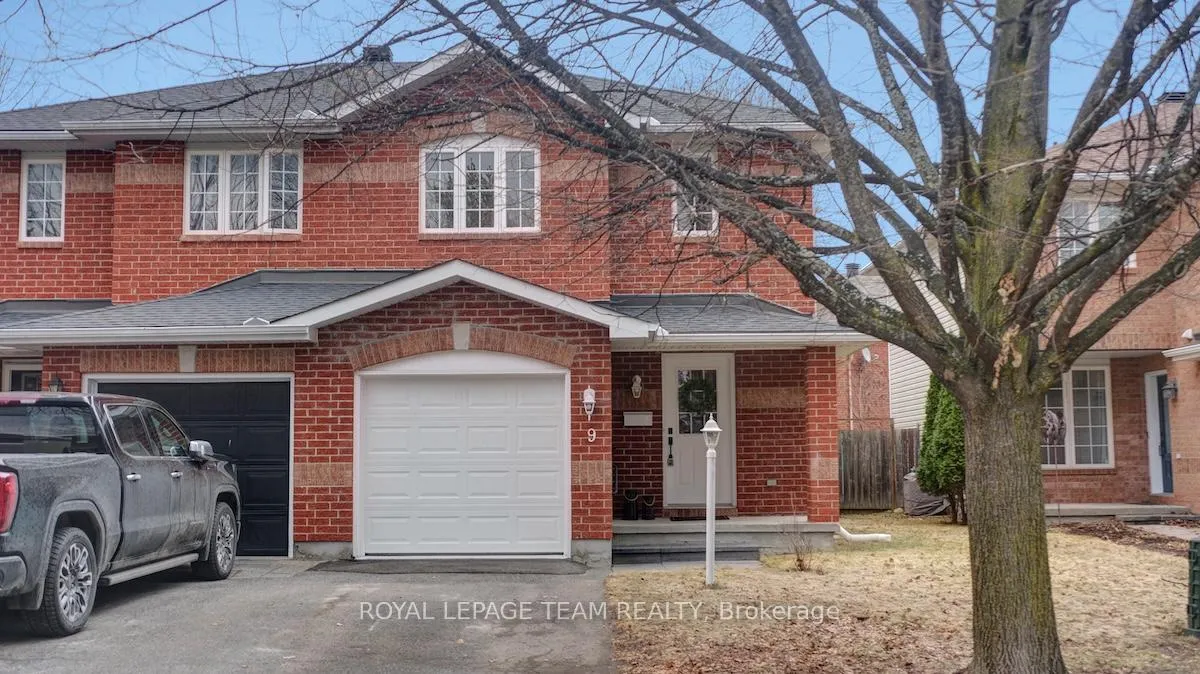 Photo 1 of 9 Boulder Way, Ottawa, Barrhaven - Longfields — HOMEH
