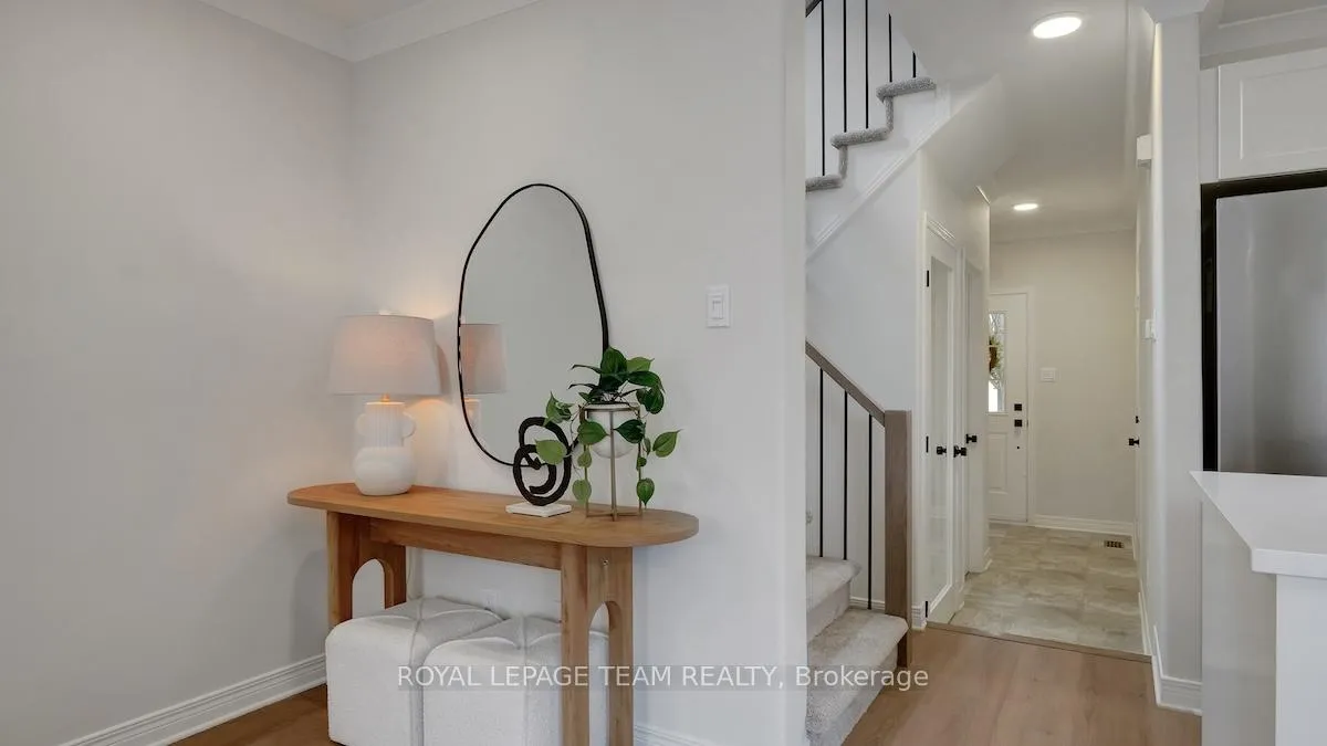 Photo 5 of 9 Boulder Way, Ottawa, Barrhaven - Longfields — HOMEH