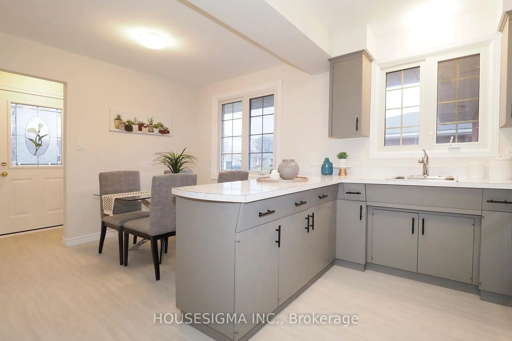 Photo 17 of 1388 Concession Road, Cambridge — HOMEH