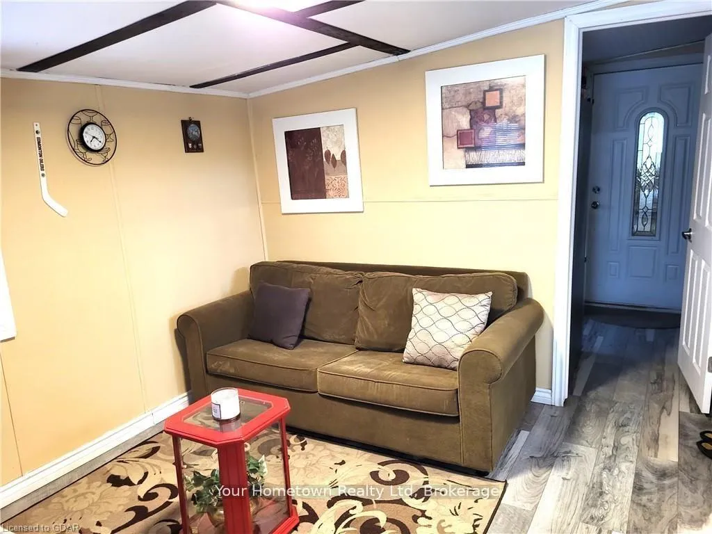 Photo 11 of 613 Oak Crescent, Centre Wellington, Rural Centre Wellington East — HOMEH