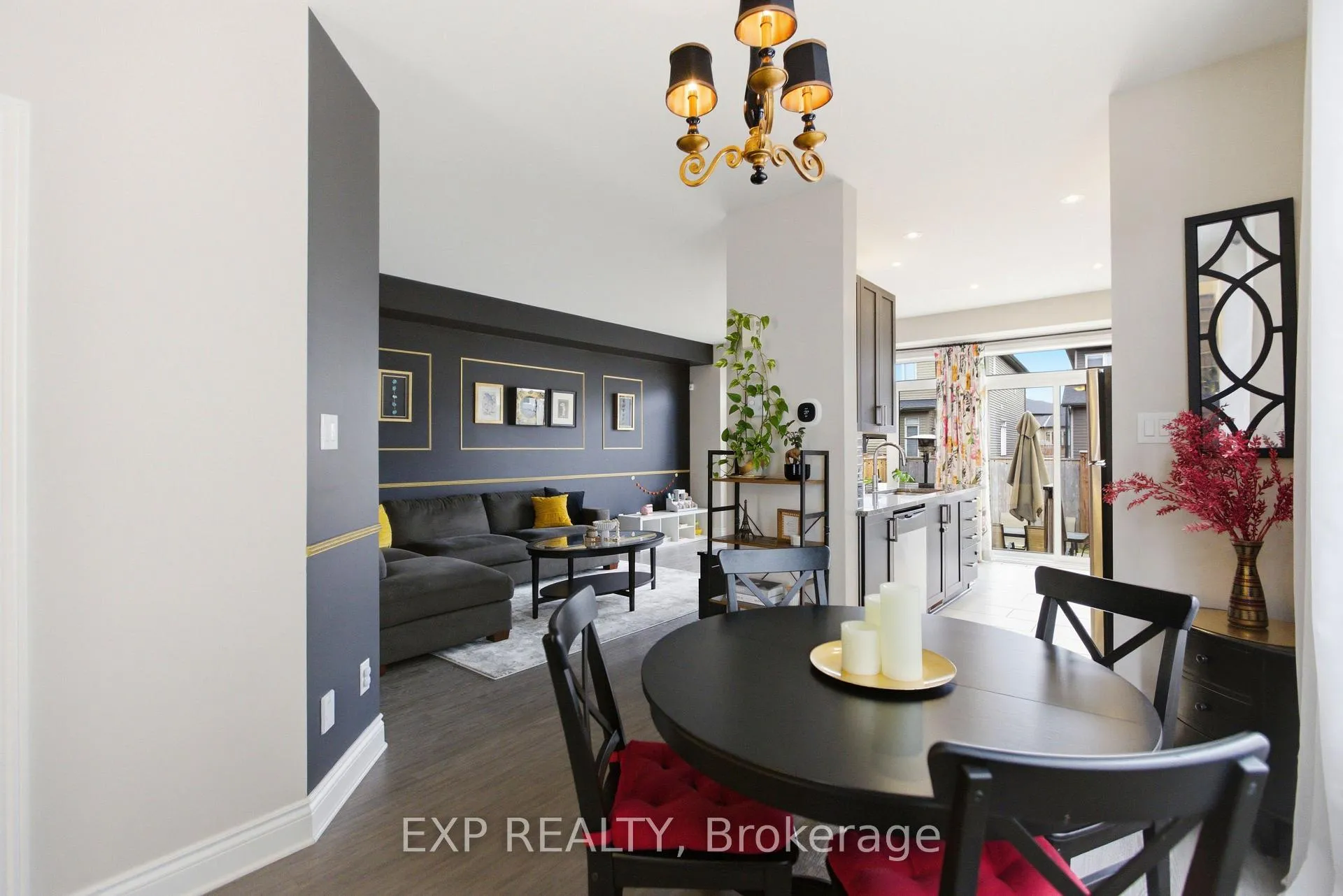 Photo 11 of 710 Brian Good Avenue, Ottawa, Riverside South/Gloucester Glen — HOMEH