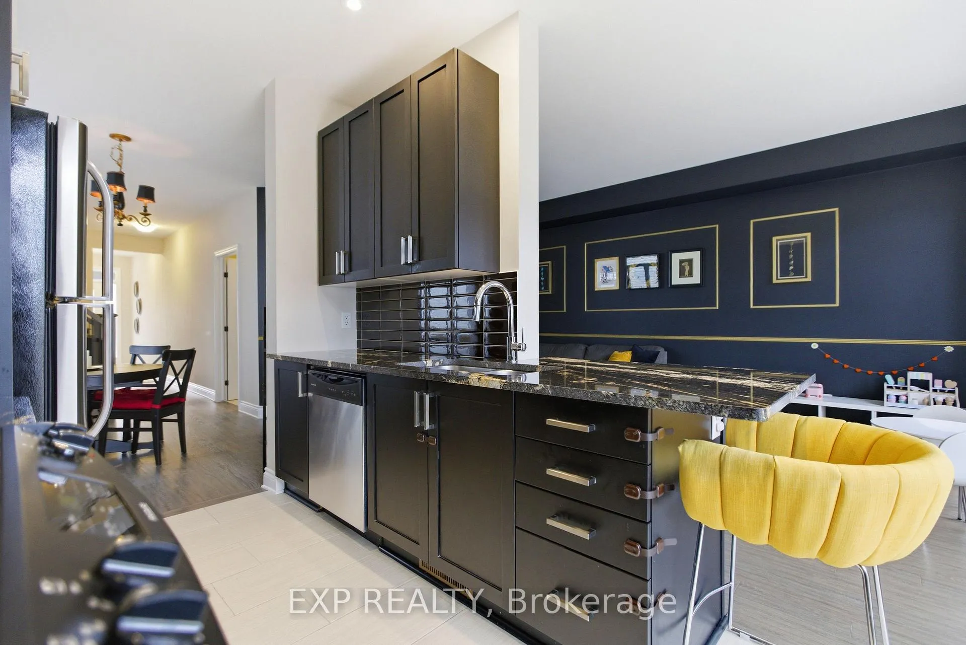Photo 16 of 710 Brian Good Avenue, Ottawa, Riverside South/Gloucester Glen — HOMEH