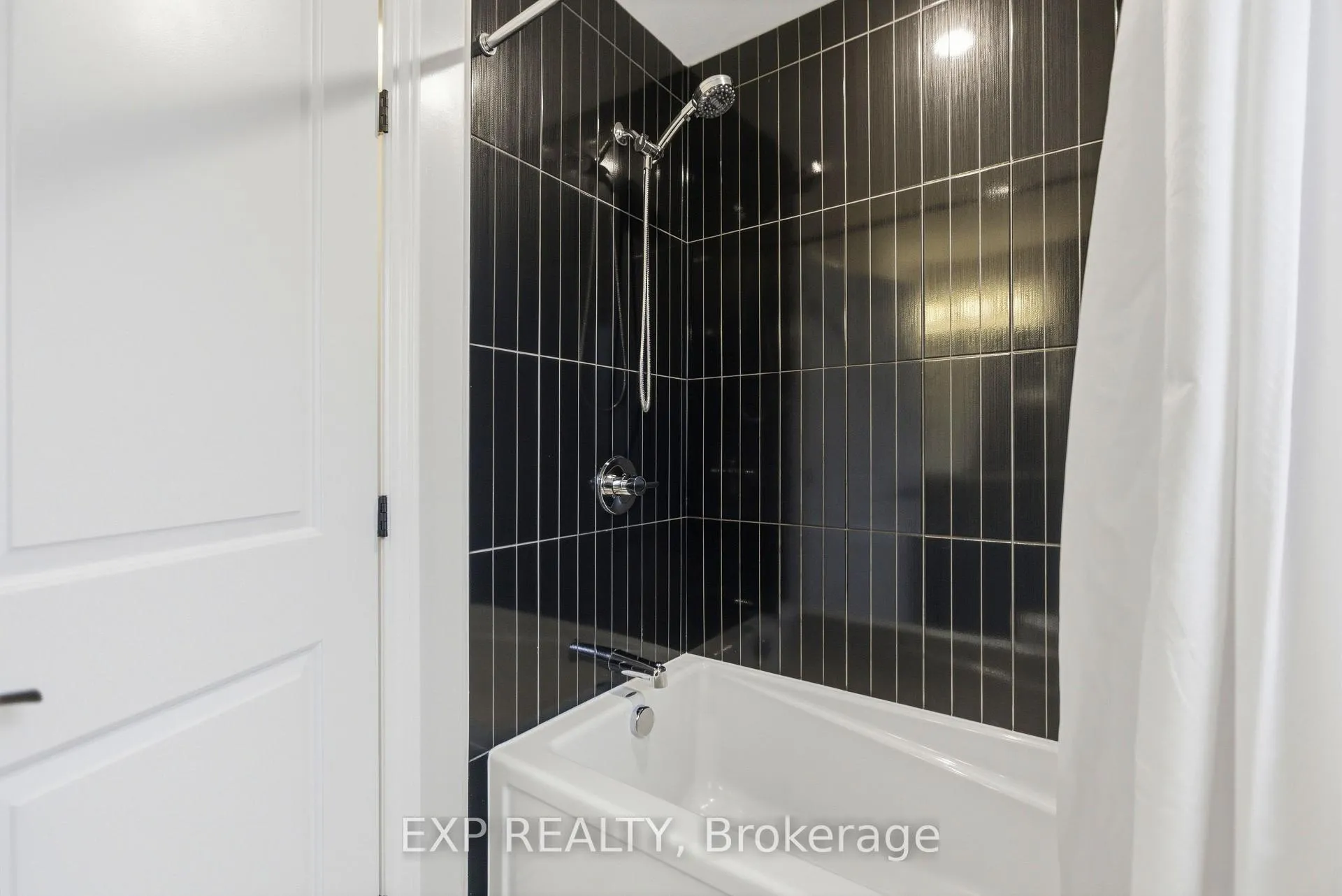 Photo 26 of 710 Brian Good Avenue, Ottawa, Riverside South/Gloucester Glen — HOMEH