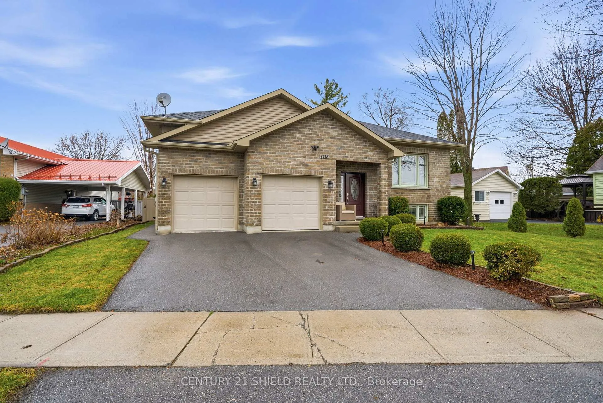 Photo 4 of 1715 Second Street W, Cornwall — HOMEH