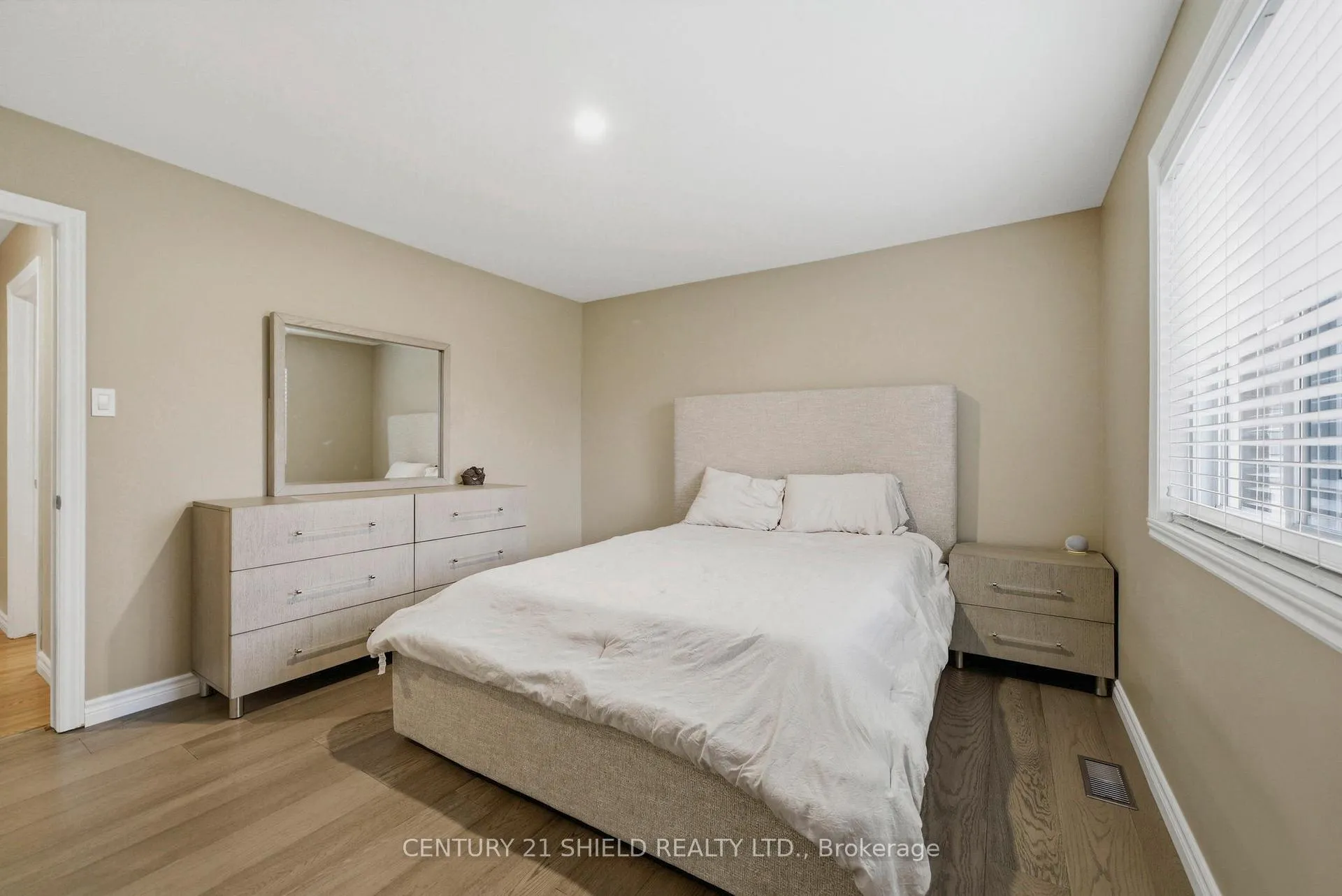 Photo 18 of 1715 Second Street W, Cornwall — HOMEH