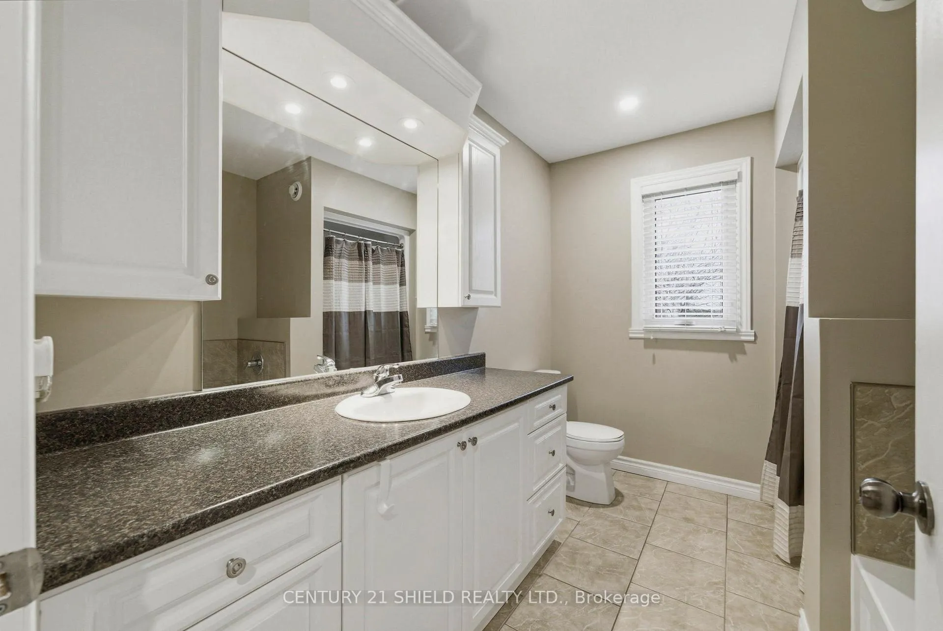 Photo 20 of 1715 Second Street W, Cornwall — HOMEH