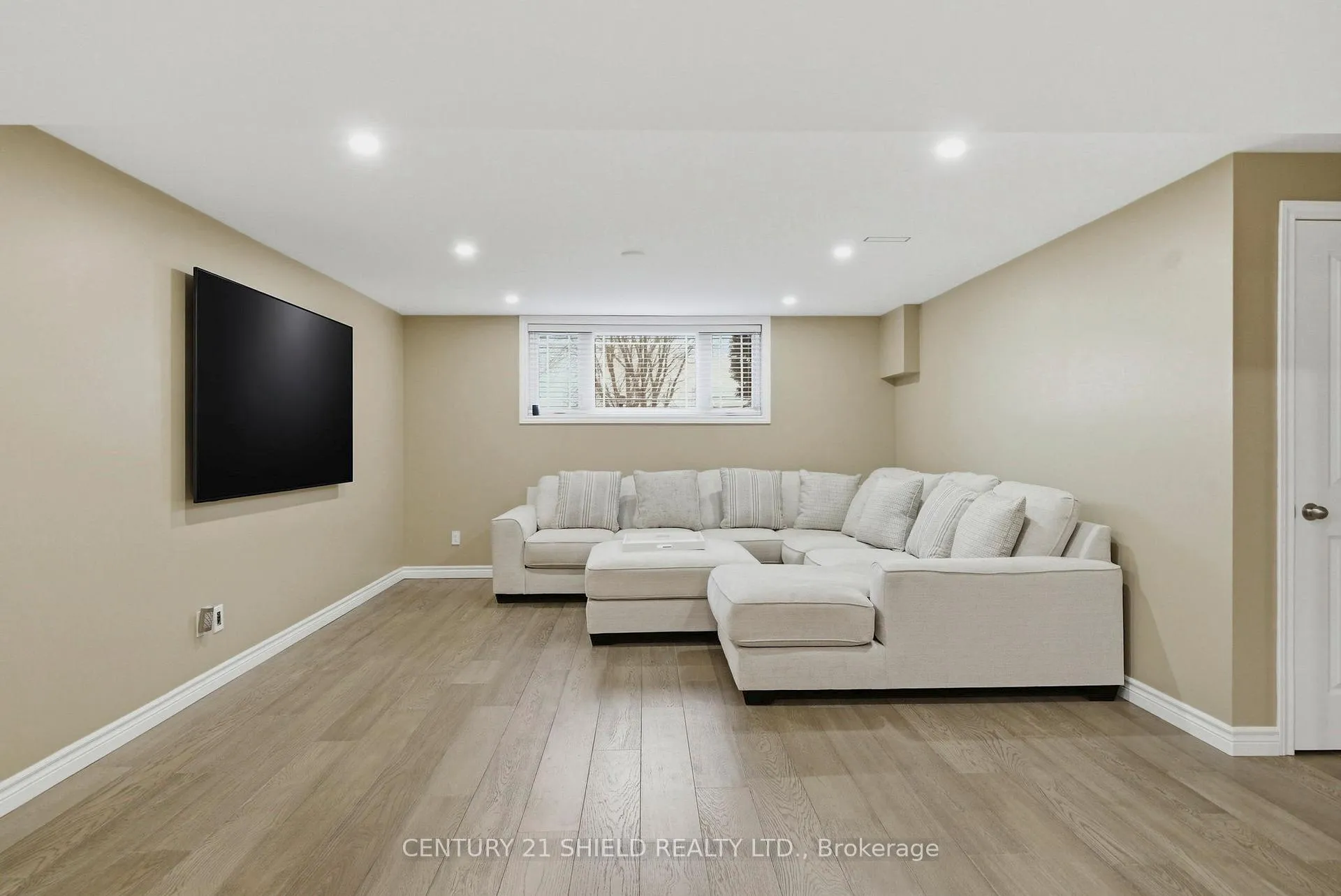 Photo 31 of 1715 Second Street W, Cornwall — HOMEH
