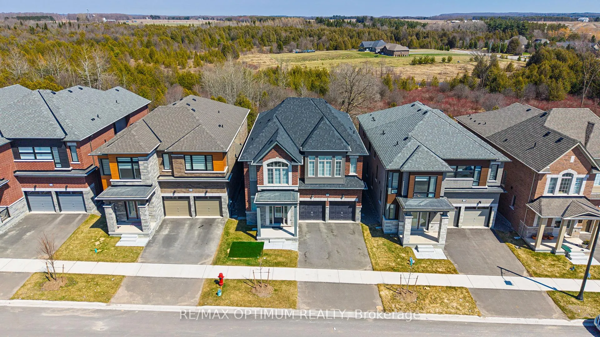 Photo 43 of 52 Henshaw Drive, Erin, Rural Erin — HOMEH