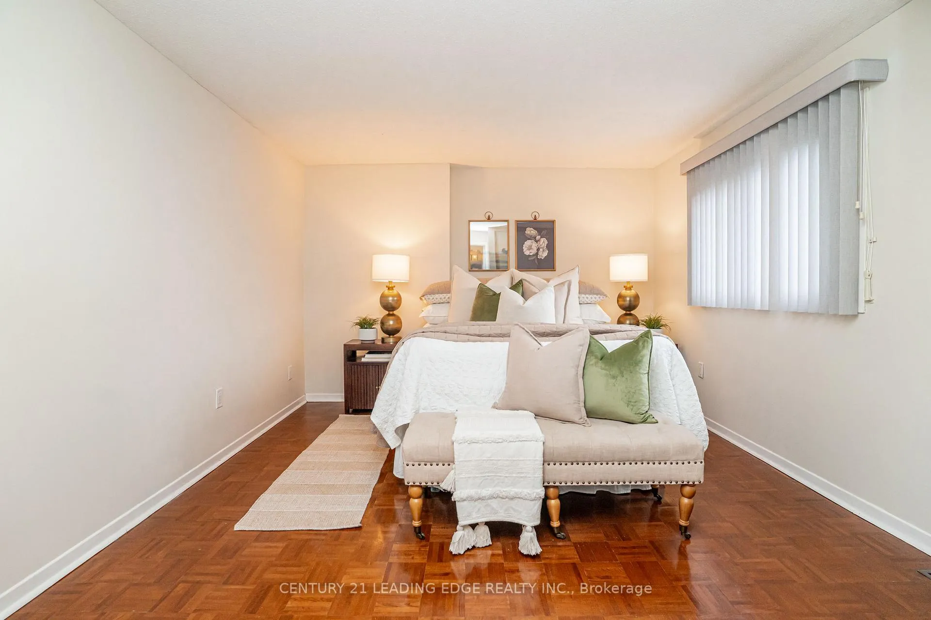 Photo 25 of 1825 Listowell Crescent, Pickering, Liverpool — HOMEH