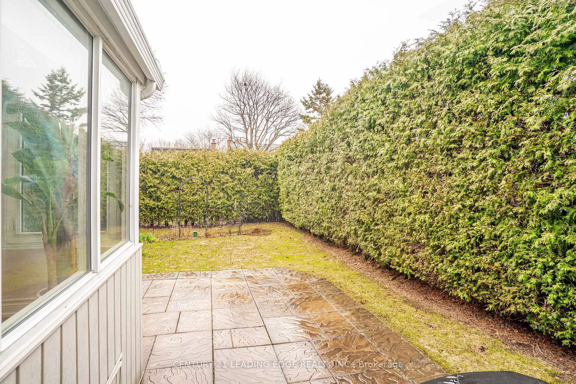 Photo 33 of 1825 Listowell Crescent, Pickering, Liverpool — HOMEH