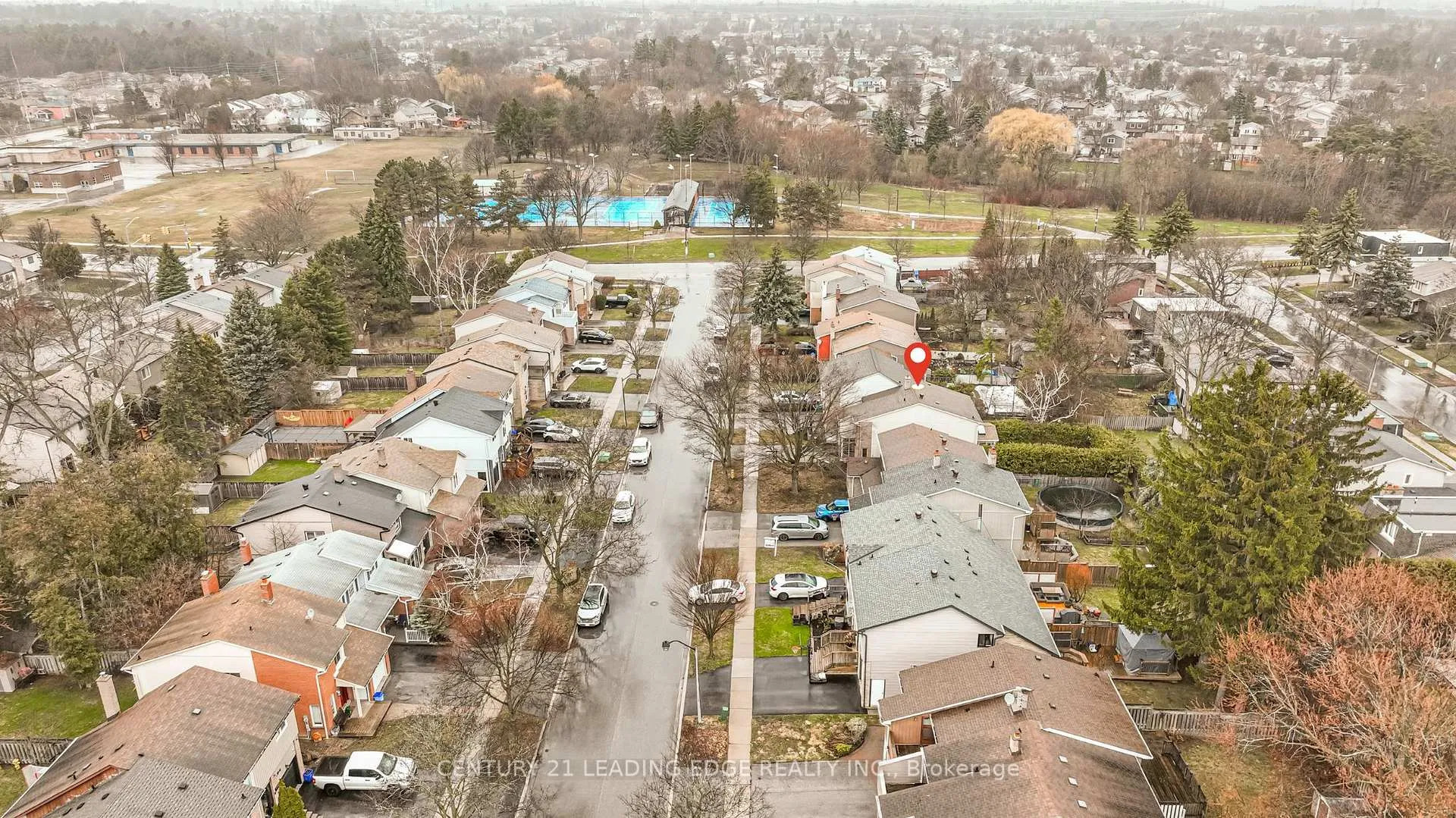 Photo 40 of 1825 Listowell Crescent, Pickering, Liverpool — HOMEH