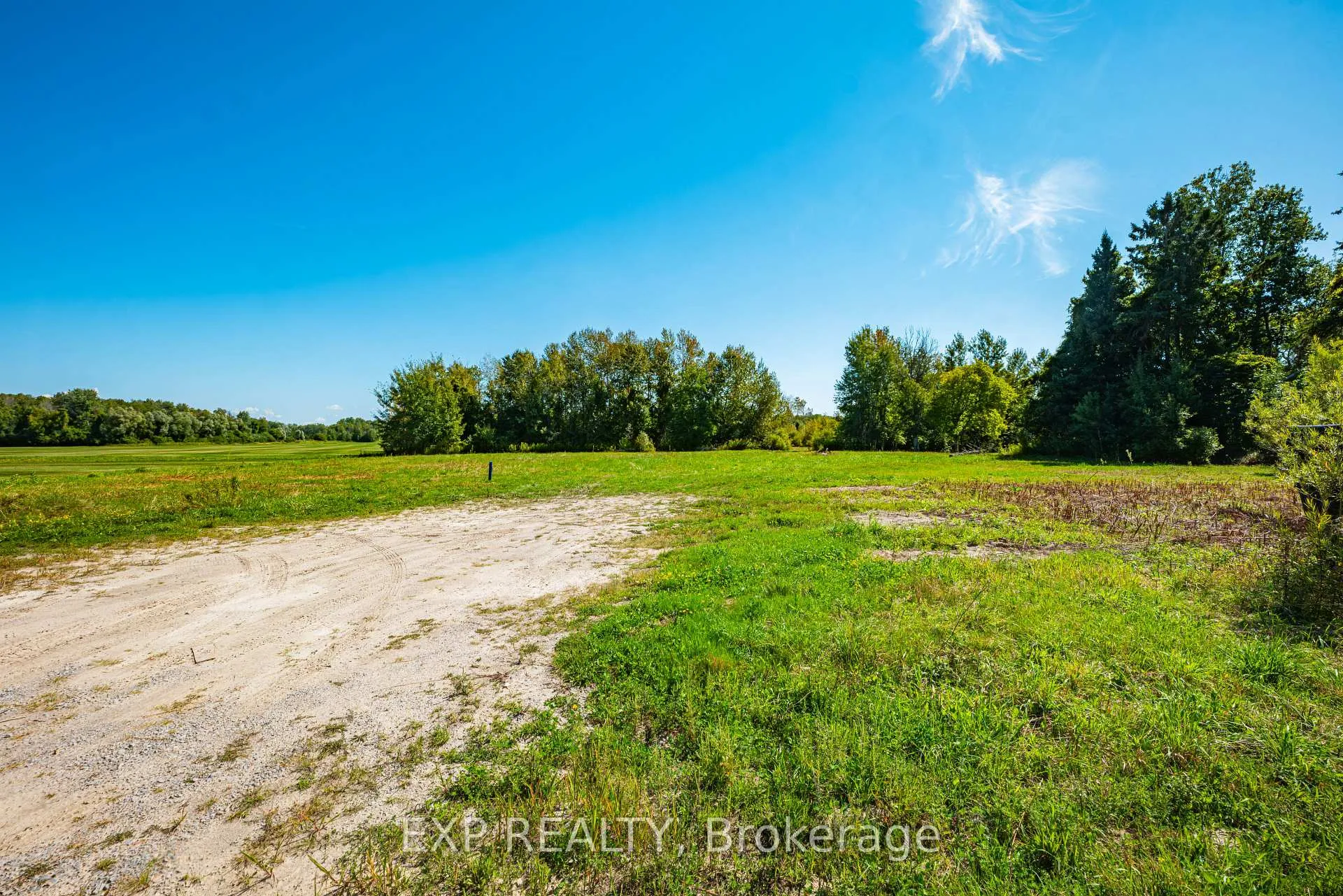 Photo 8 of 26839 Civic Centre Road, Georgina, Historic Lakeshore Communities — HOMEH