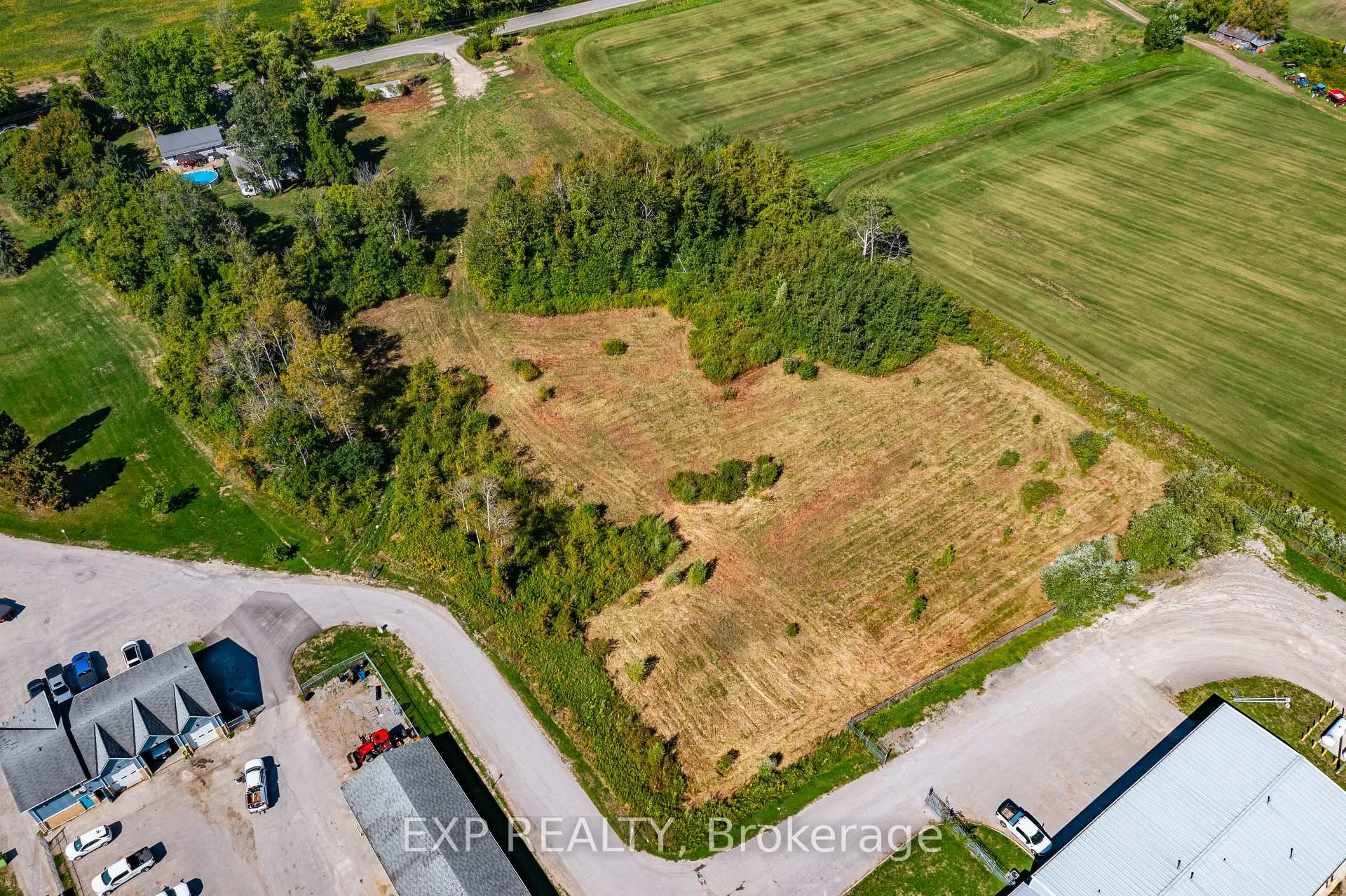 Photo 14 of 26839 Civic Centre Road, Georgina, Historic Lakeshore Communities — HOMEH
