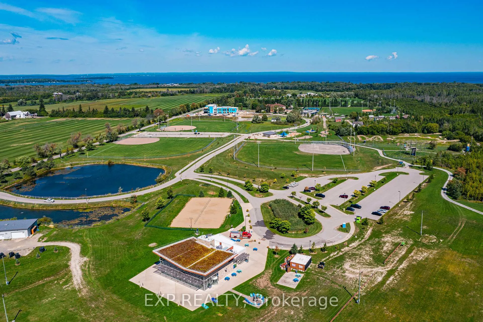Photo 22 of 26839 Civic Centre Road, Georgina, Historic Lakeshore Communities — HOMEH