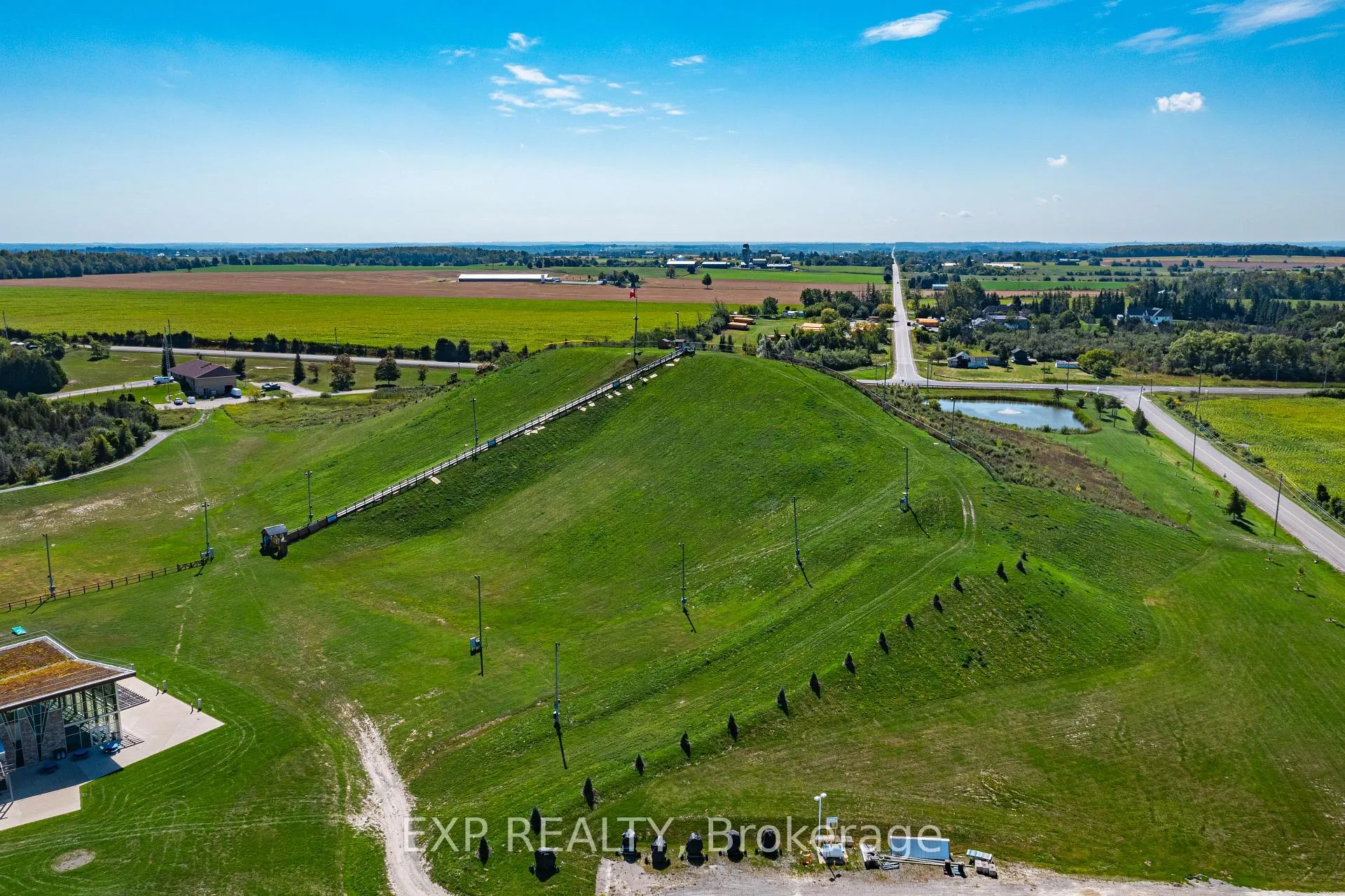 Photo 24 of 26839 Civic Centre Road, Georgina, Historic Lakeshore Communities — HOMEH