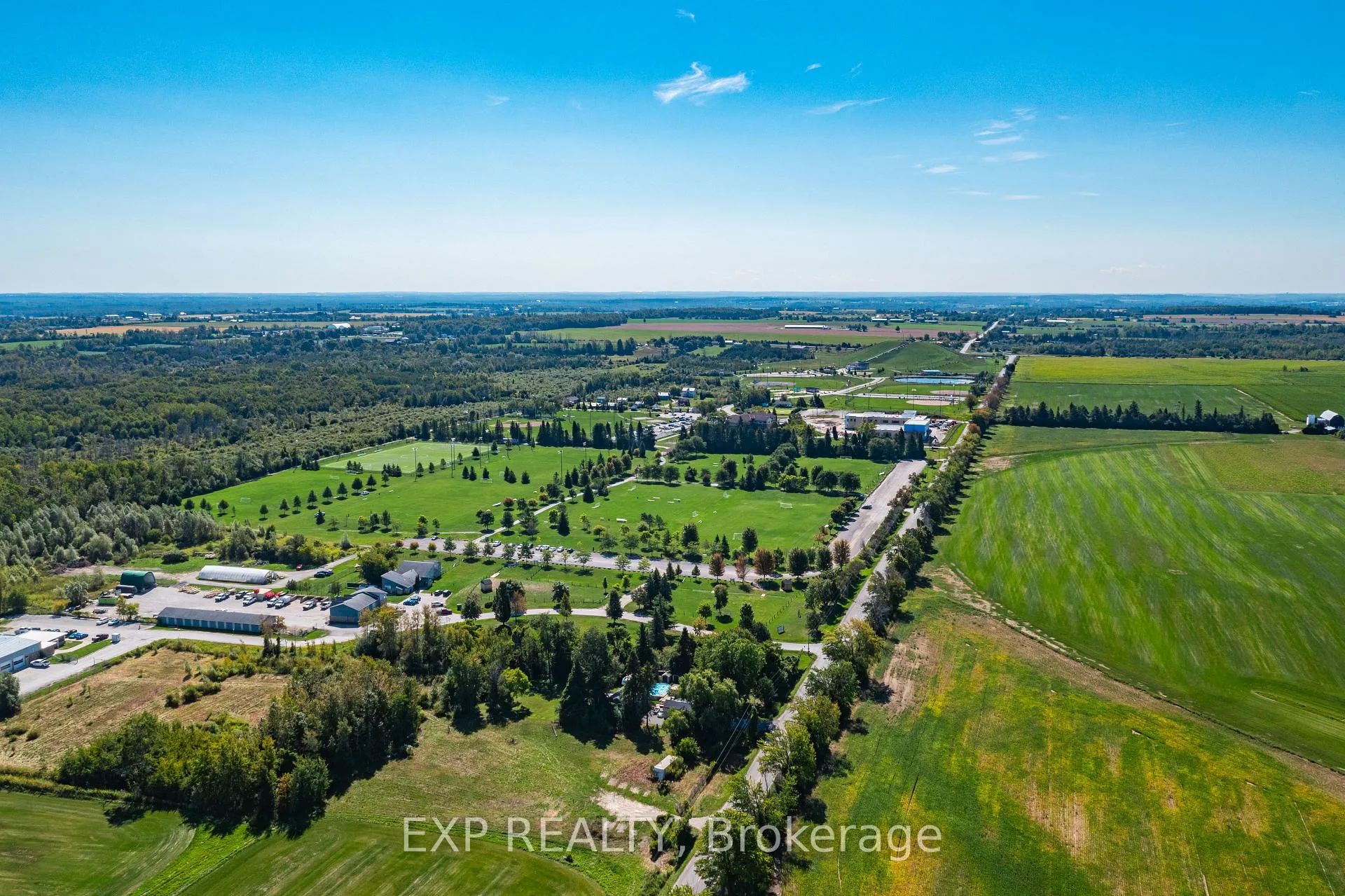 Photo 25 of 26839 Civic Centre Road, Georgina, Historic Lakeshore Communities — HOMEH