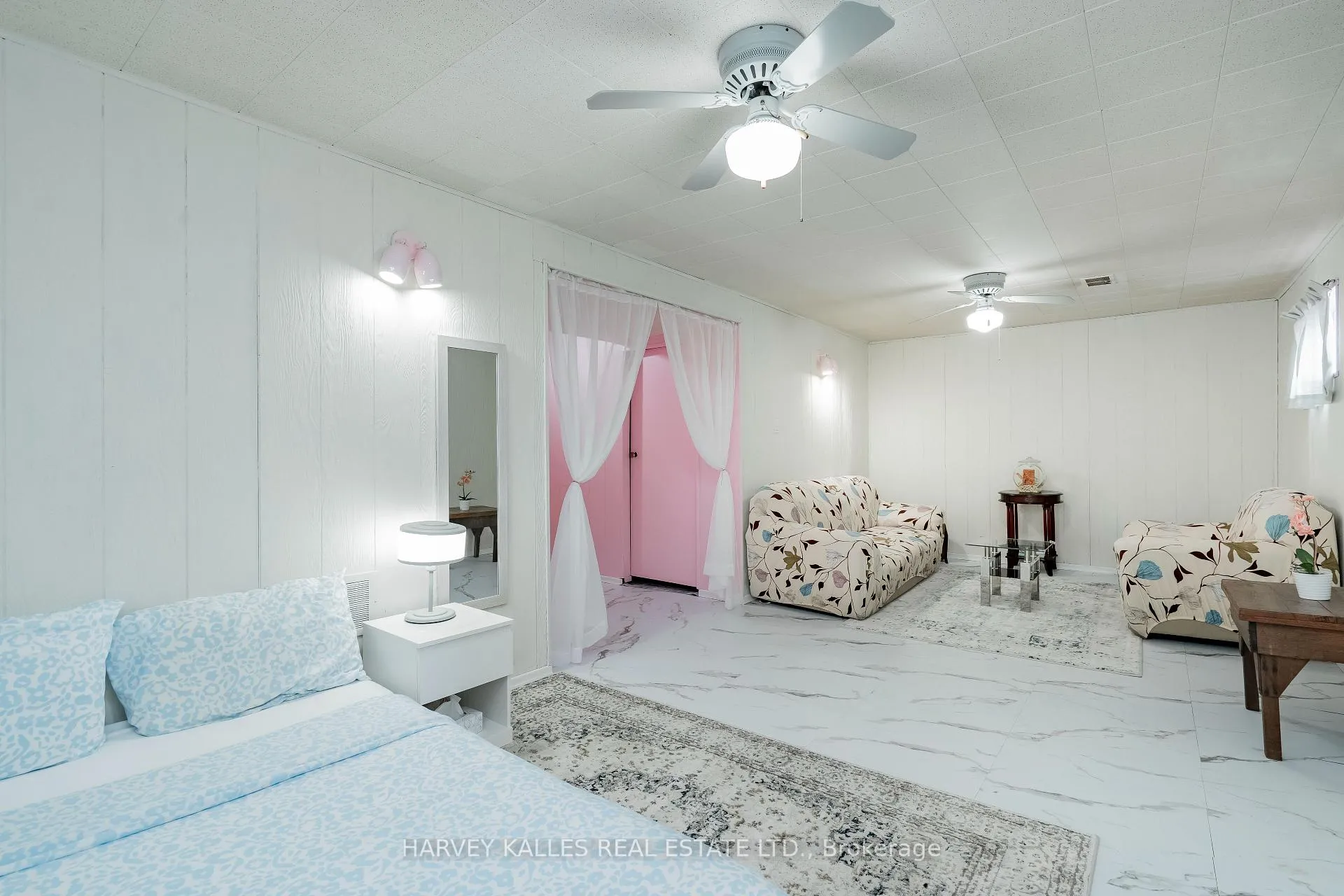 Photo 29 of 21 Barford Road, Etobicoke, Rexdale-Kipling — HOMEH