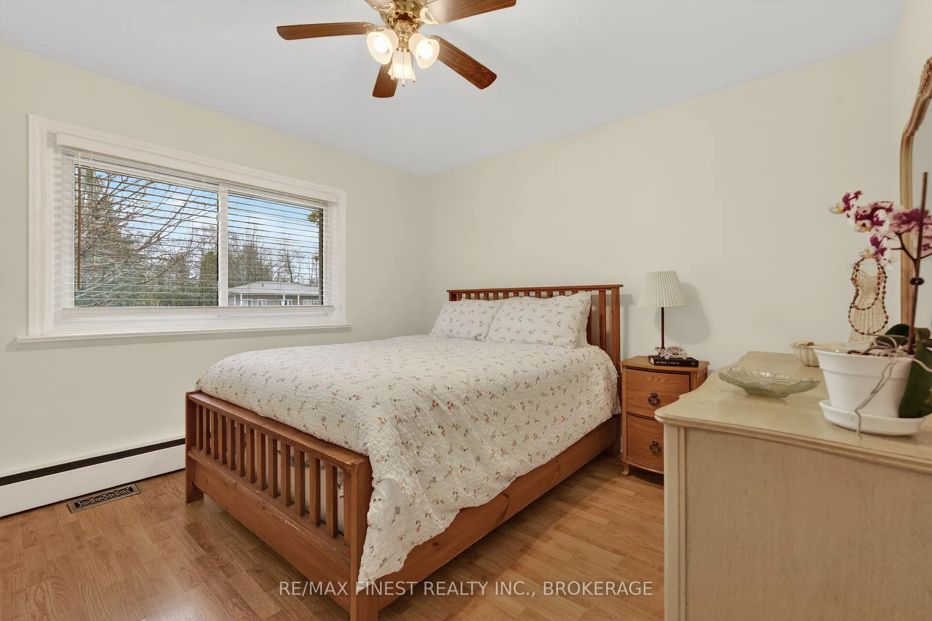 Photo 13 of 27 Dalgleish Avenue, Kingston, Kingston East (Incl Barret Crt) — HOMEH