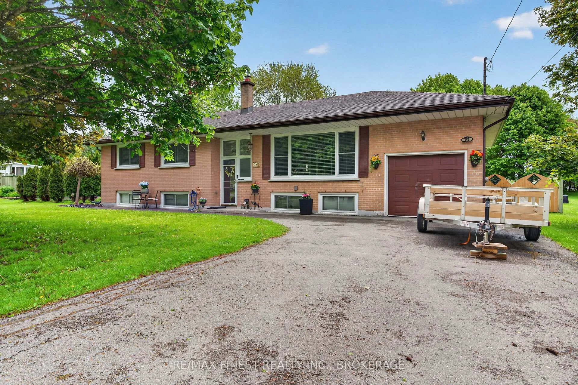 Photo 27 of 27 Dalgleish Avenue, Kingston, Kingston East (Incl Barret Crt) — HOMEH