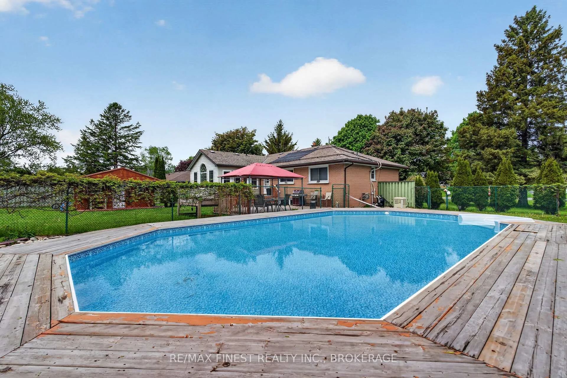 Photo 29 of 27 Dalgleish Avenue, Kingston, Kingston East (Incl Barret Crt) — HOMEH