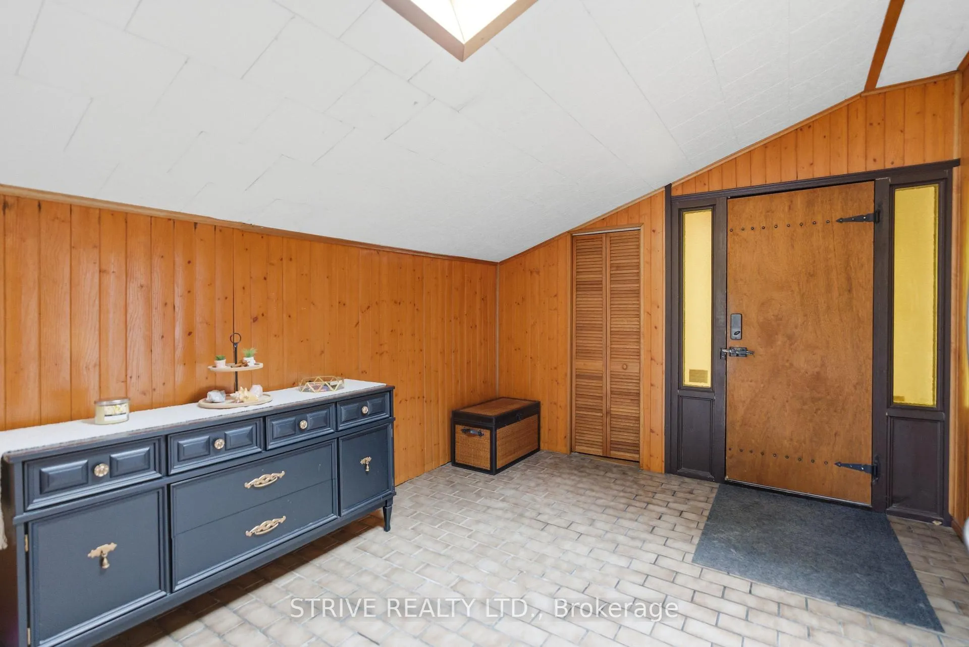 Photo 4 of 232 Parks Road, Quinte West, Murray Ward — HOMEH