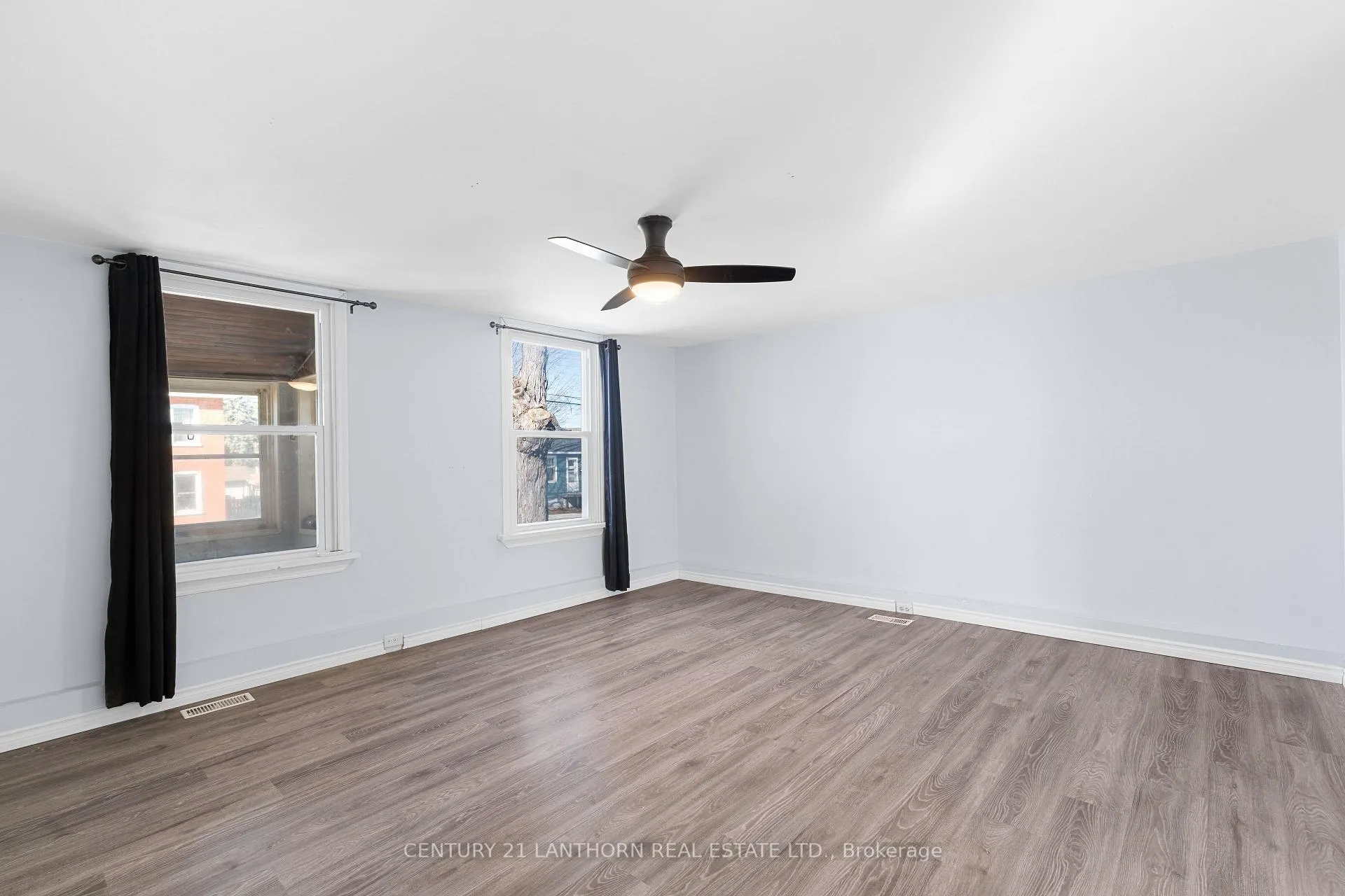 Photo 10 of 409 Bleecker Avenue, Belleville, Belleville Ward — HOMEH
