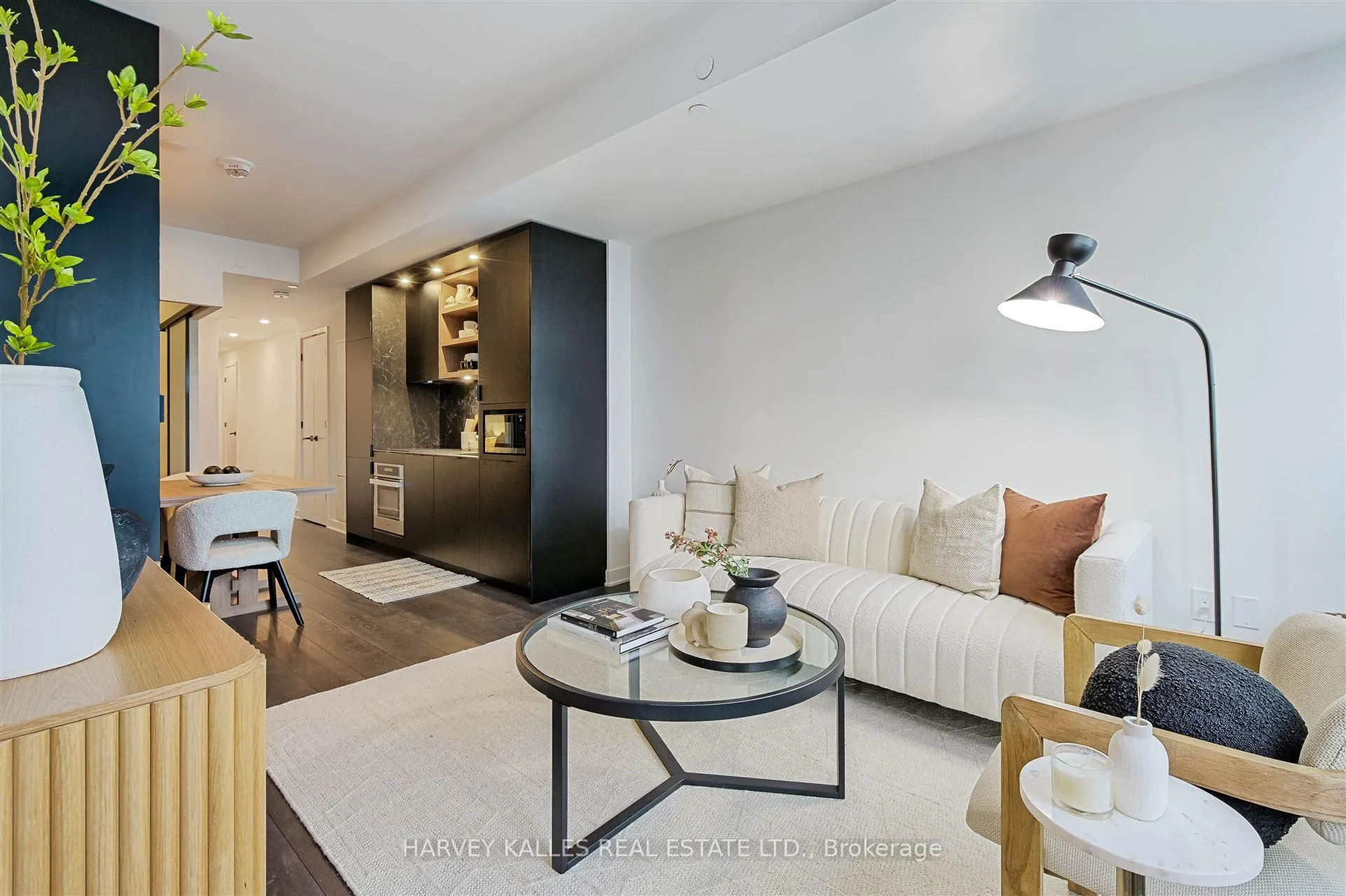 Photo 7 of Unit 4304, 55 Charles Street E, Toronto, Church-Yonge Corridor — HOMEH