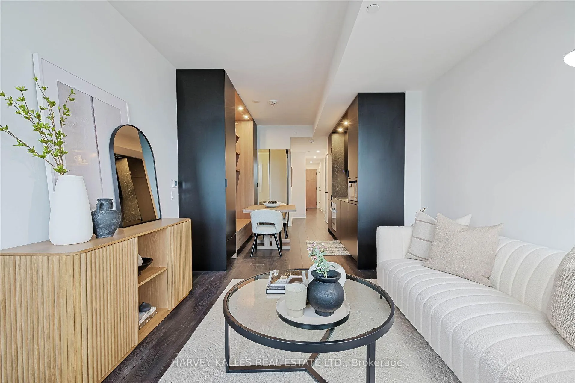 Photo 9 of Unit 4304, 55 Charles Street E, Toronto, Church-Yonge Corridor — HOMEH