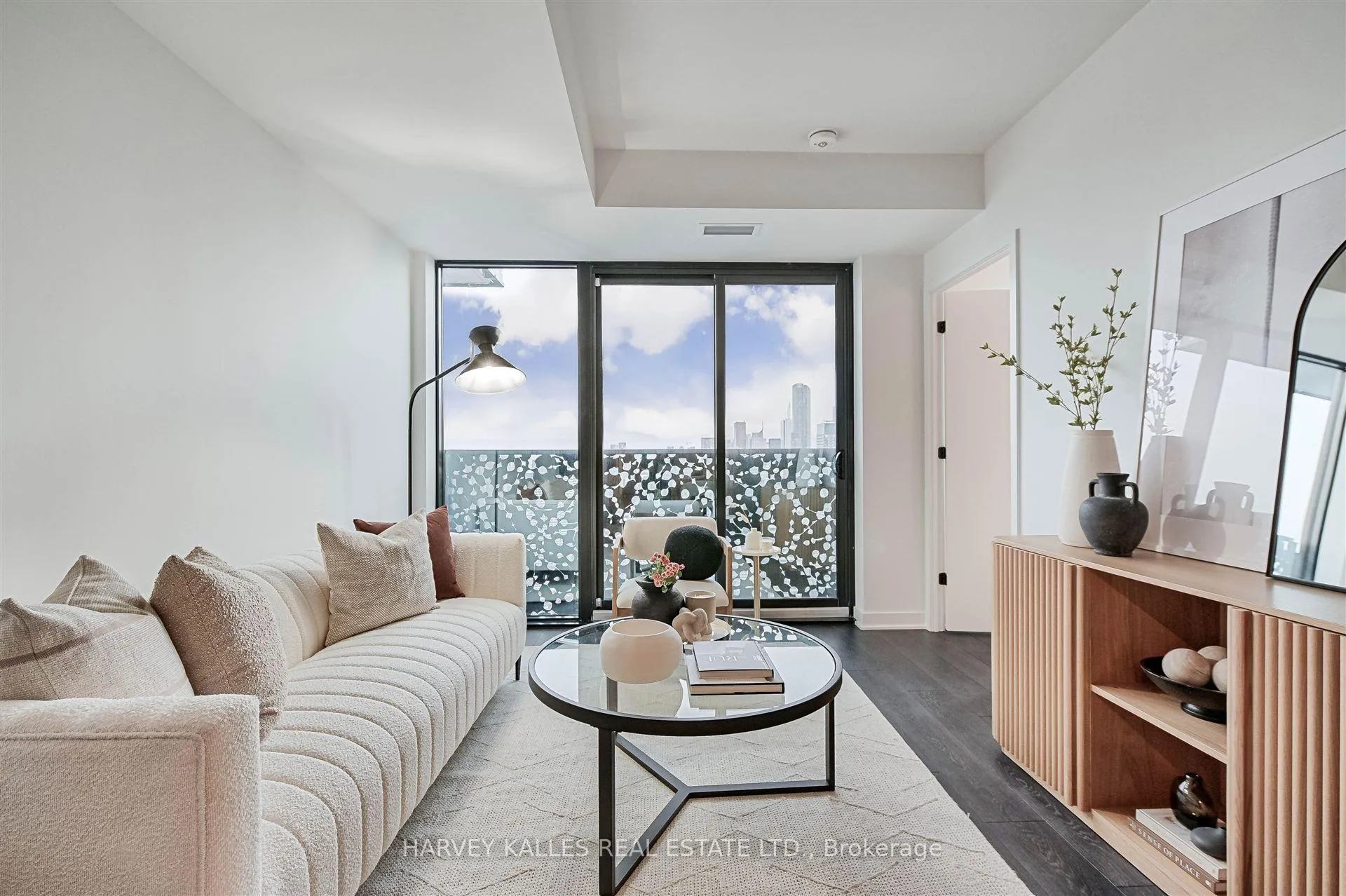 Photo 12 of Unit 4304, 55 Charles Street E, Toronto, Church-Yonge Corridor — HOMEH