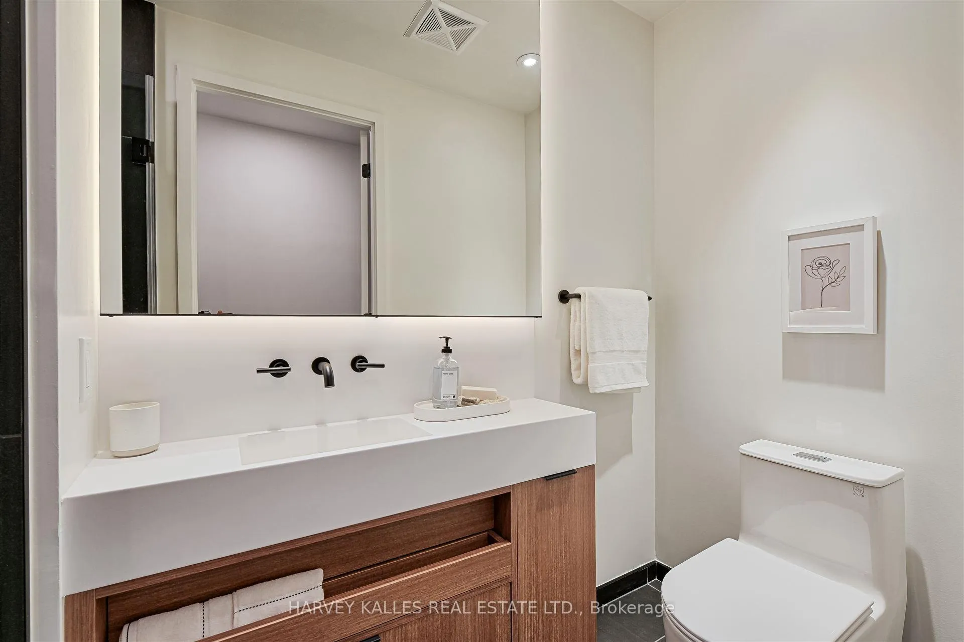 Photo 28 of Unit 4304, 55 Charles Street E, Toronto, Church-Yonge Corridor — HOMEH