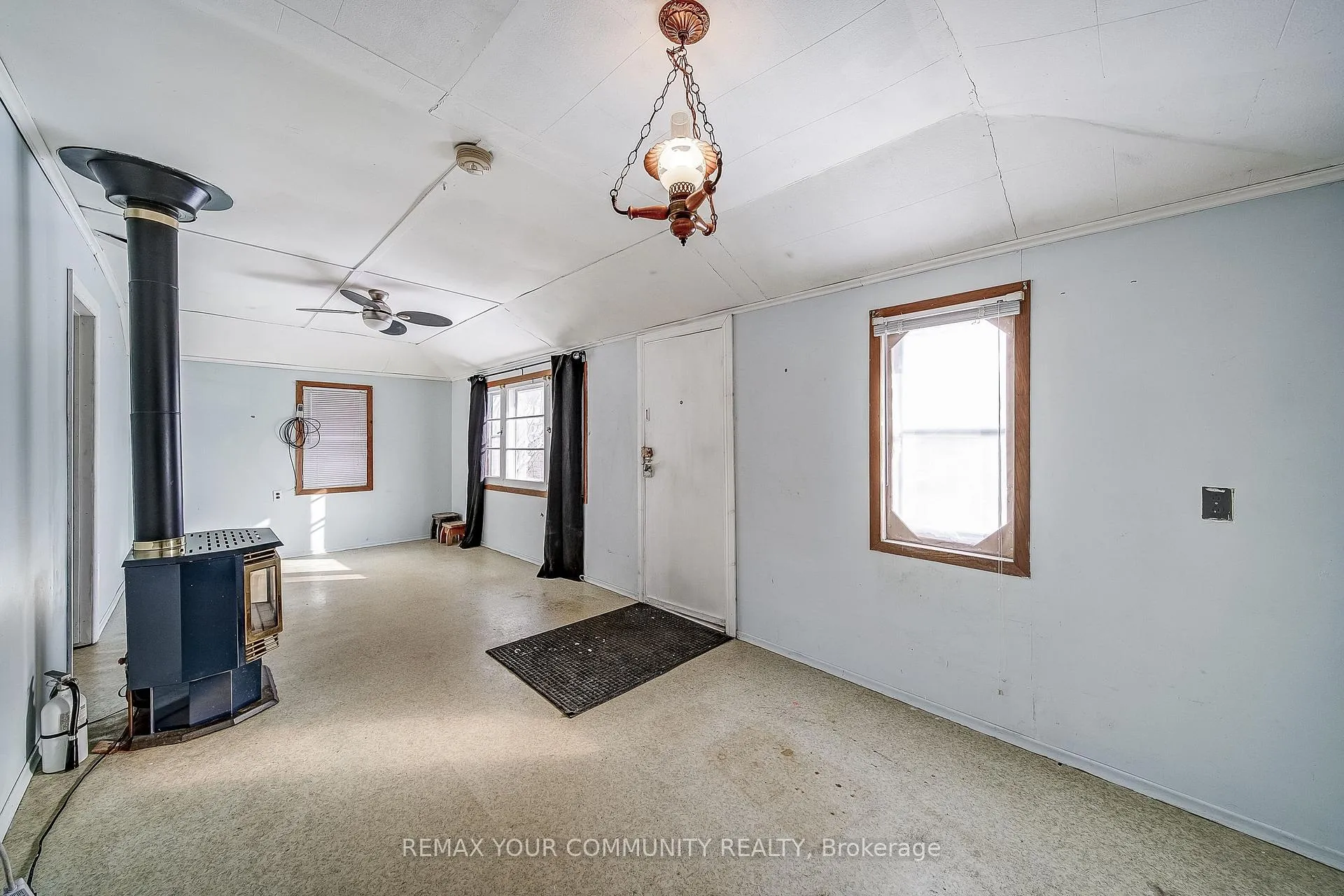Photo 4 of 280 Pasadena Drive, Georgina, Keswick South — HOMEH