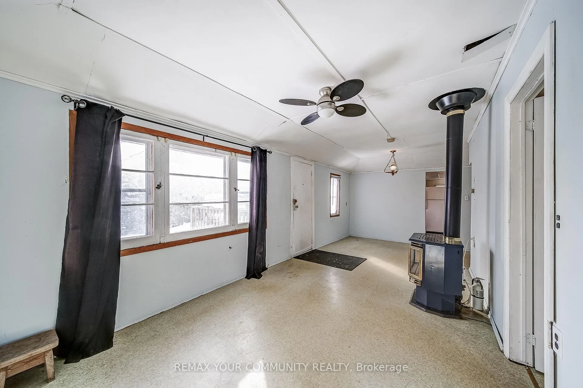 Photo 6 of 280 Pasadena Drive, Georgina, Keswick South — HOMEH