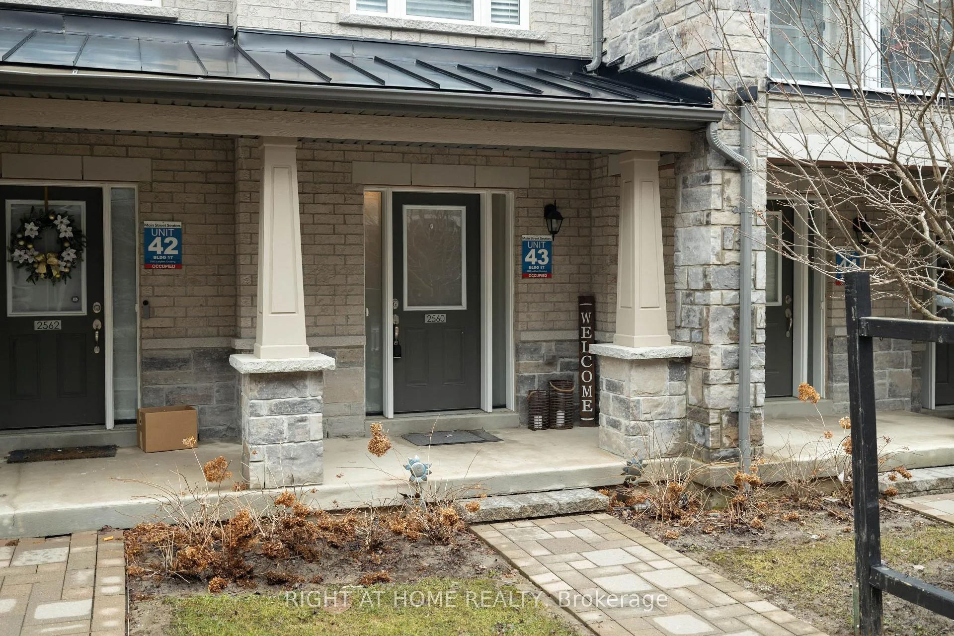 Photo 2 of 2560 Ladyfern Crossing, Pickering, Duffin Heights — HOMEH