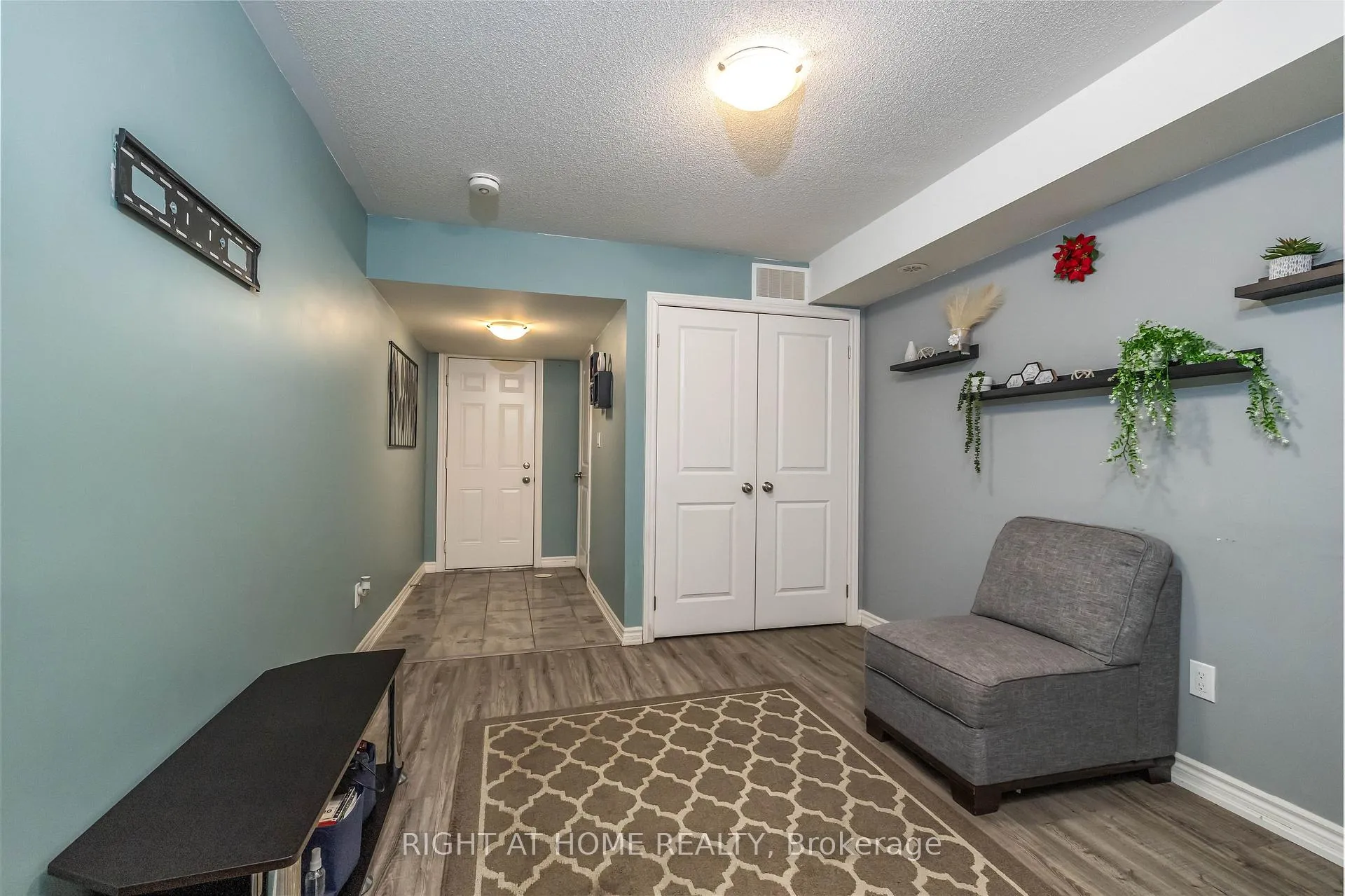 Photo 4 of 2560 Ladyfern Crossing, Pickering, Duffin Heights — HOMEH