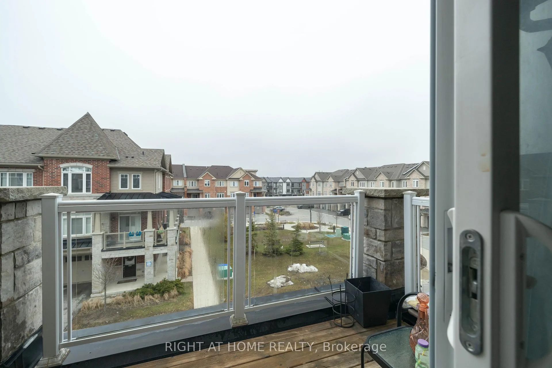 Photo 17 of 2560 Ladyfern Crossing, Pickering, Duffin Heights — HOMEH
