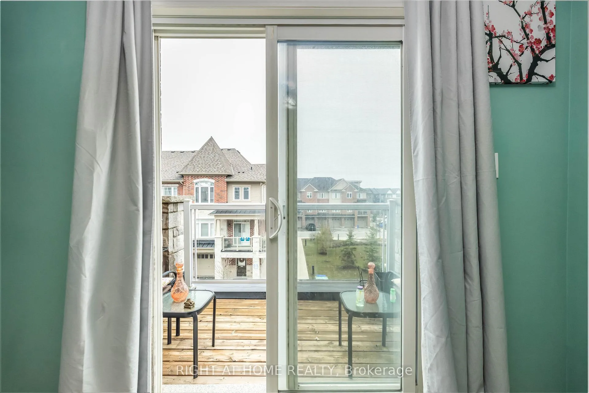 Photo 18 of 2560 Ladyfern Crossing, Pickering, Duffin Heights — HOMEH