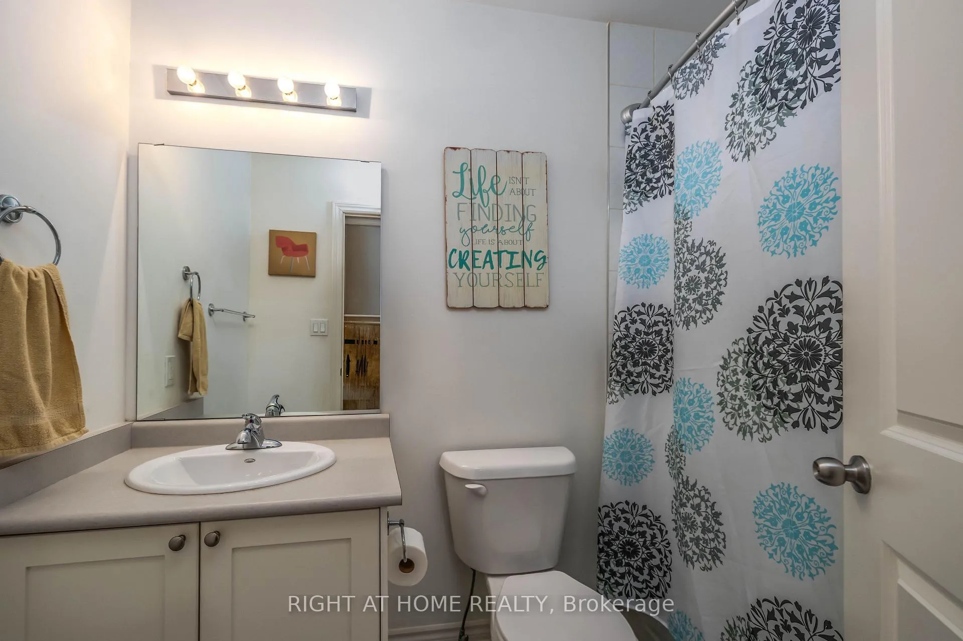 Photo 21 of 2560 Ladyfern Crossing, Pickering, Duffin Heights — HOMEH