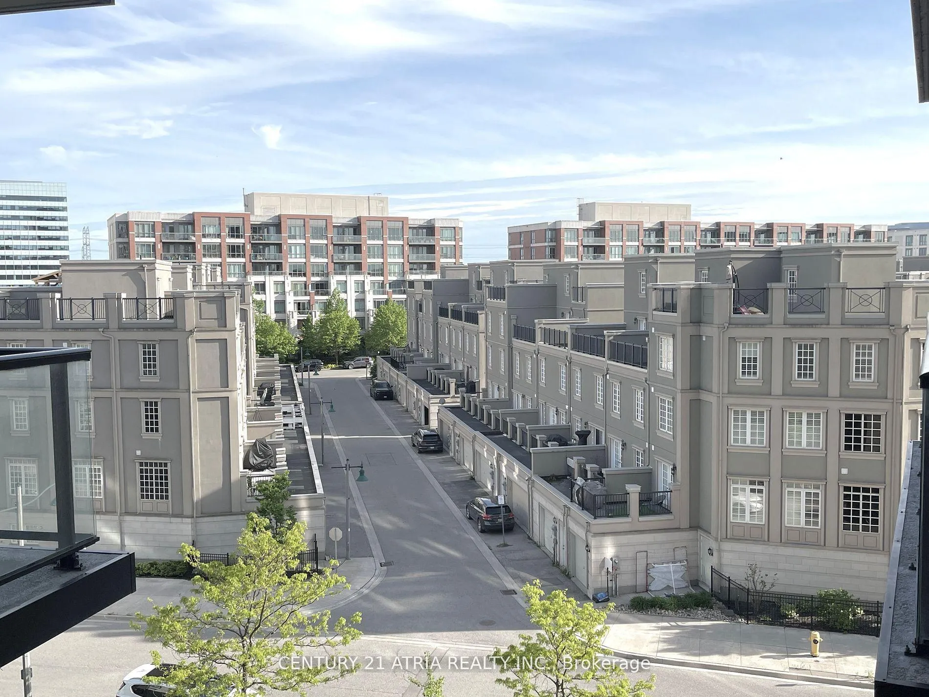 Photo 1 of Unit 520, 111 Upper Duke Crescent, Markham, Unionville — HOMEH