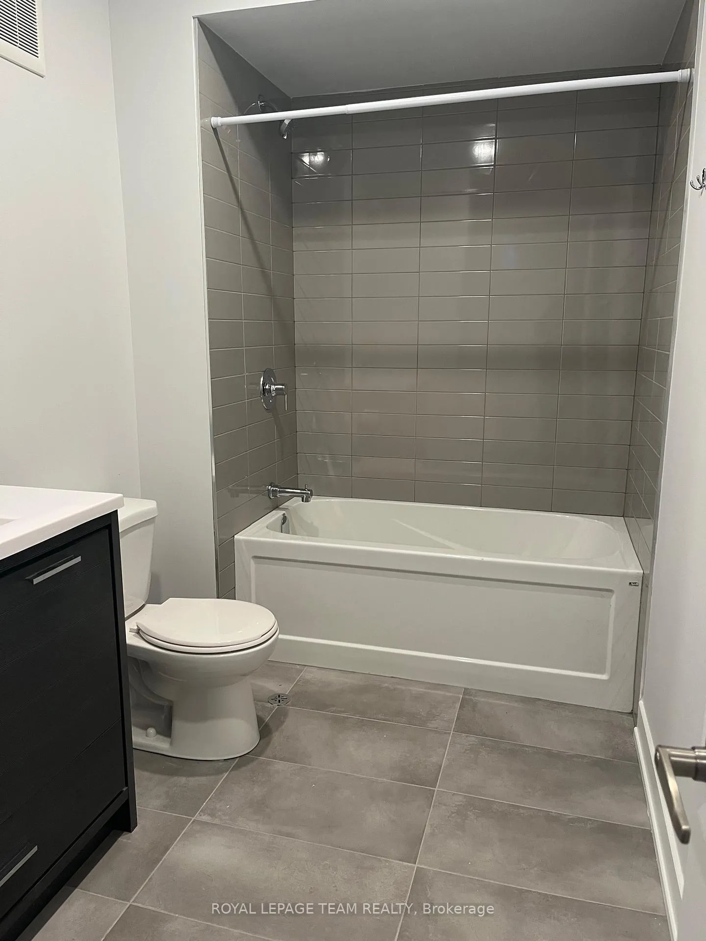 Photo 11 of 149 Willow Street, Ottawa, West Centre Town — HOMEH