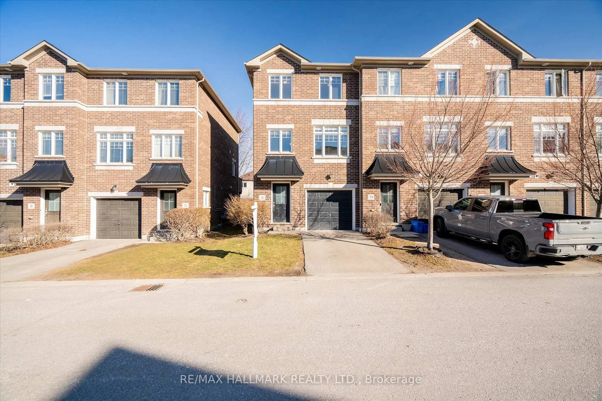 Photo 1 of 32 Katerson Lane, Clarington, Courtice — HOMEH