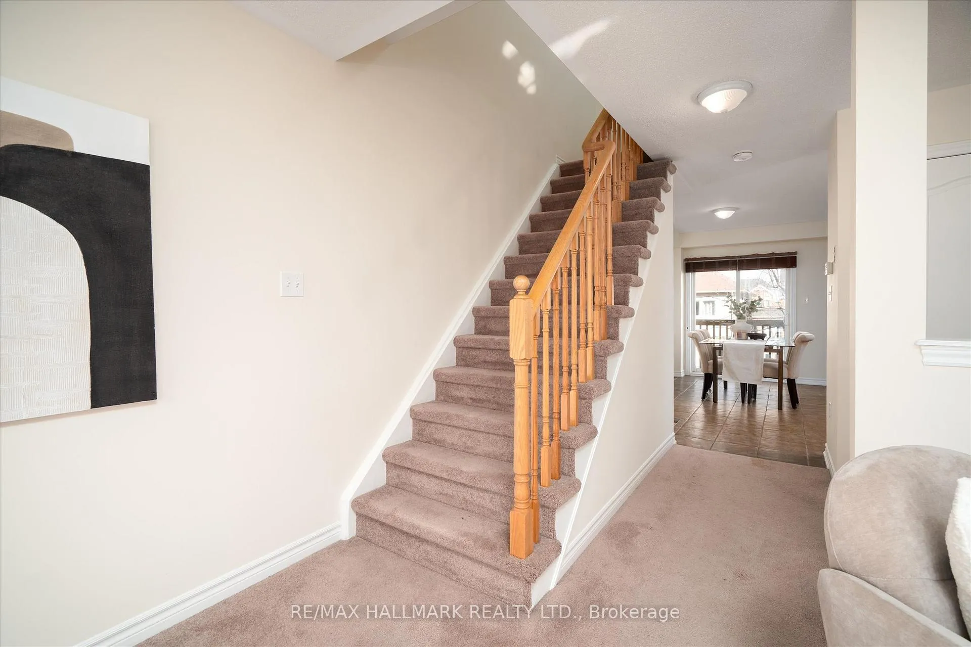 Photo 15 of 32 Katerson Lane, Clarington, Courtice — HOMEH