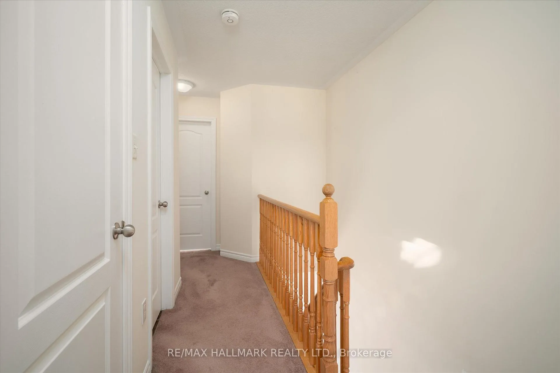 Photo 16 of 32 Katerson Lane, Clarington, Courtice — HOMEH