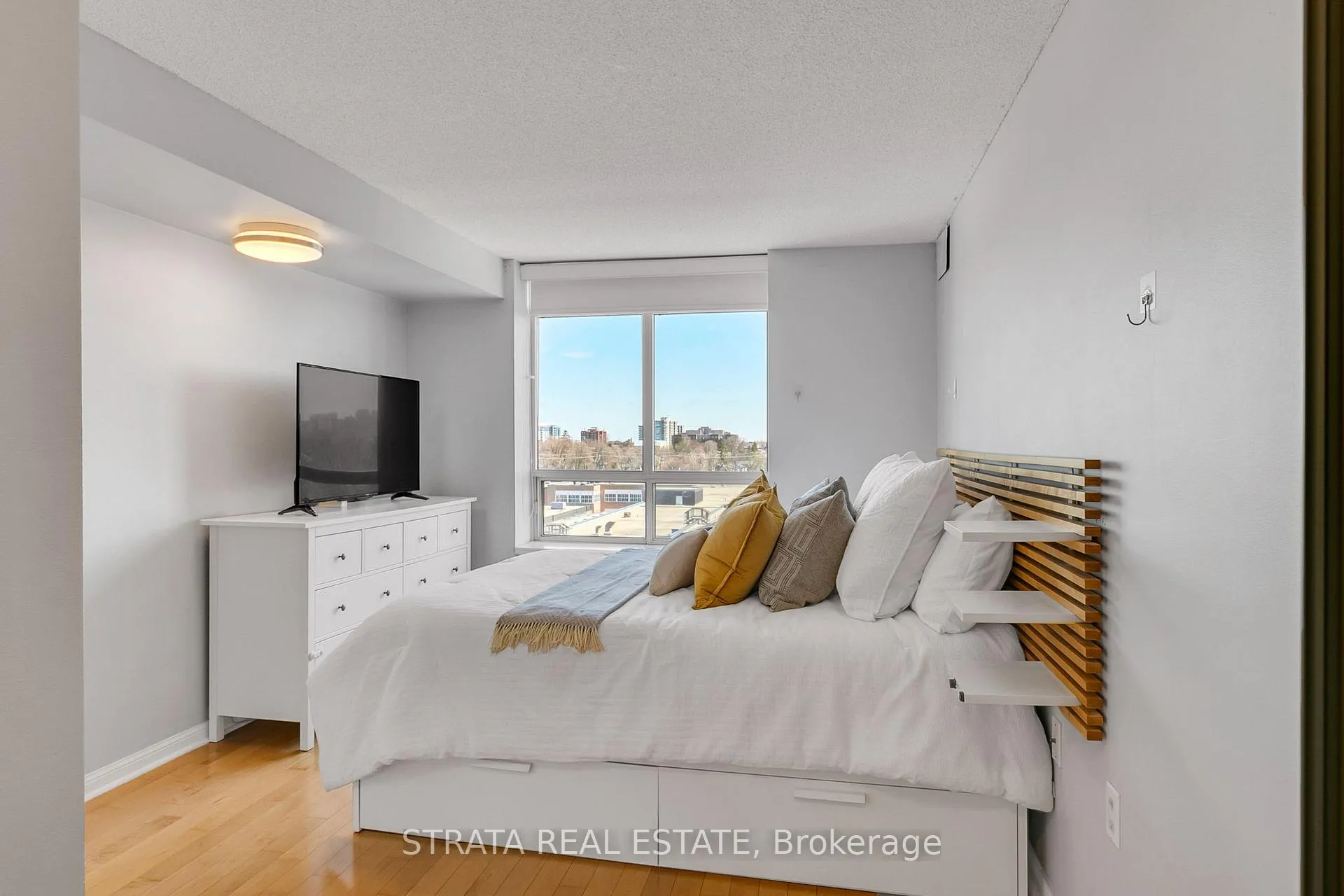 Photo 21 of Unit 733, 650 Lawrence Avenue W, Toronto, Englemount-Lawrence — HOMEH