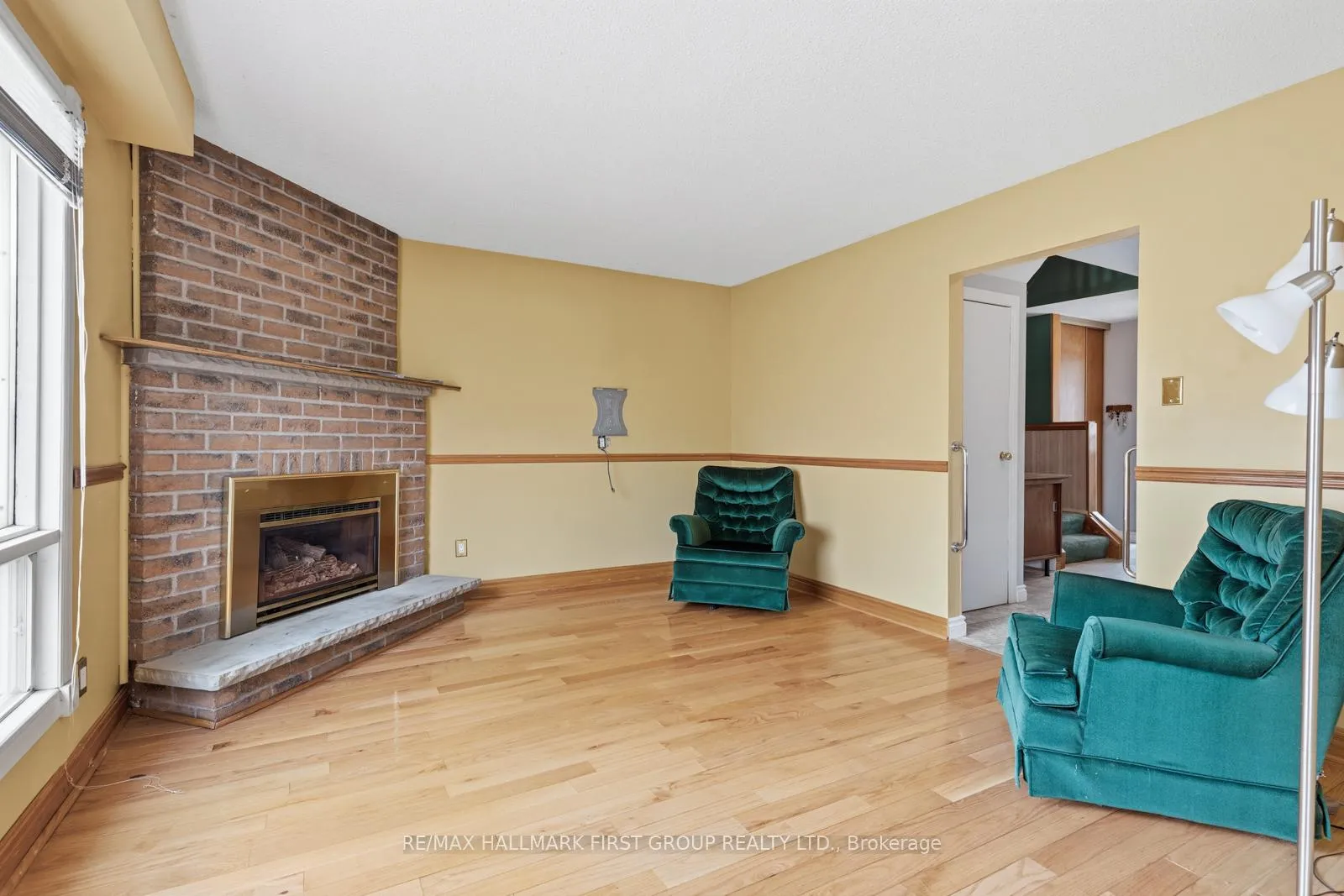 Photo 7 of 56 Gilmour Drive, Ajax, Central — HOMEH