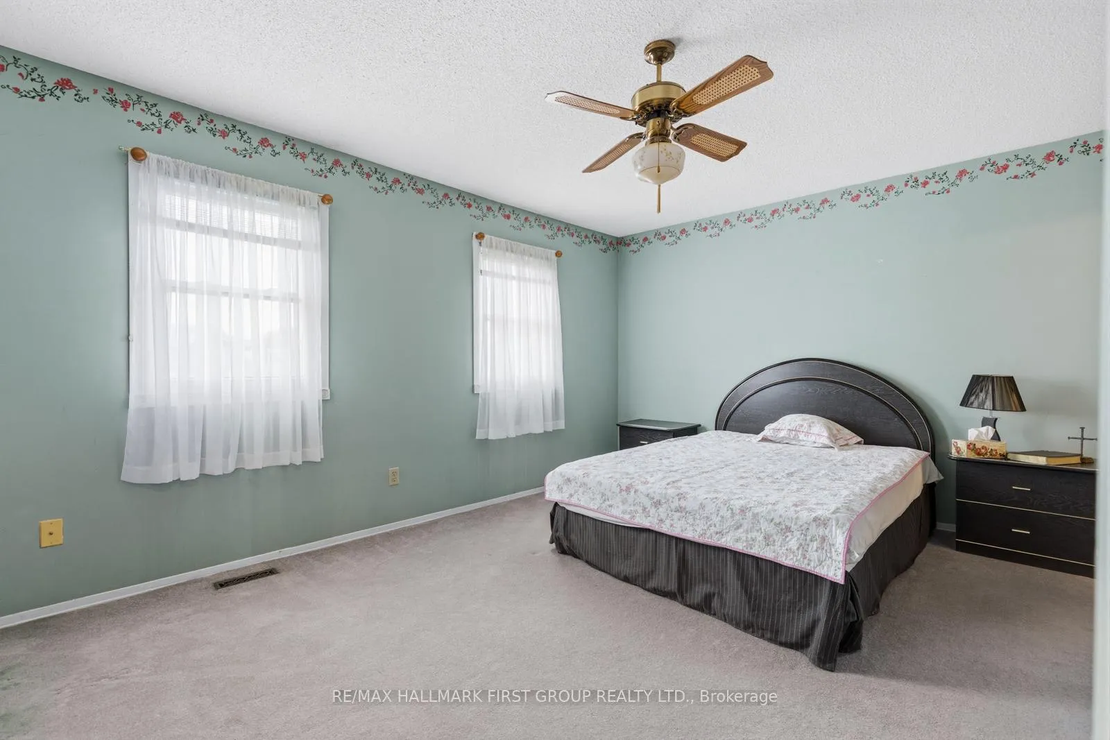 Photo 14 of 56 Gilmour Drive, Ajax, Central — HOMEH