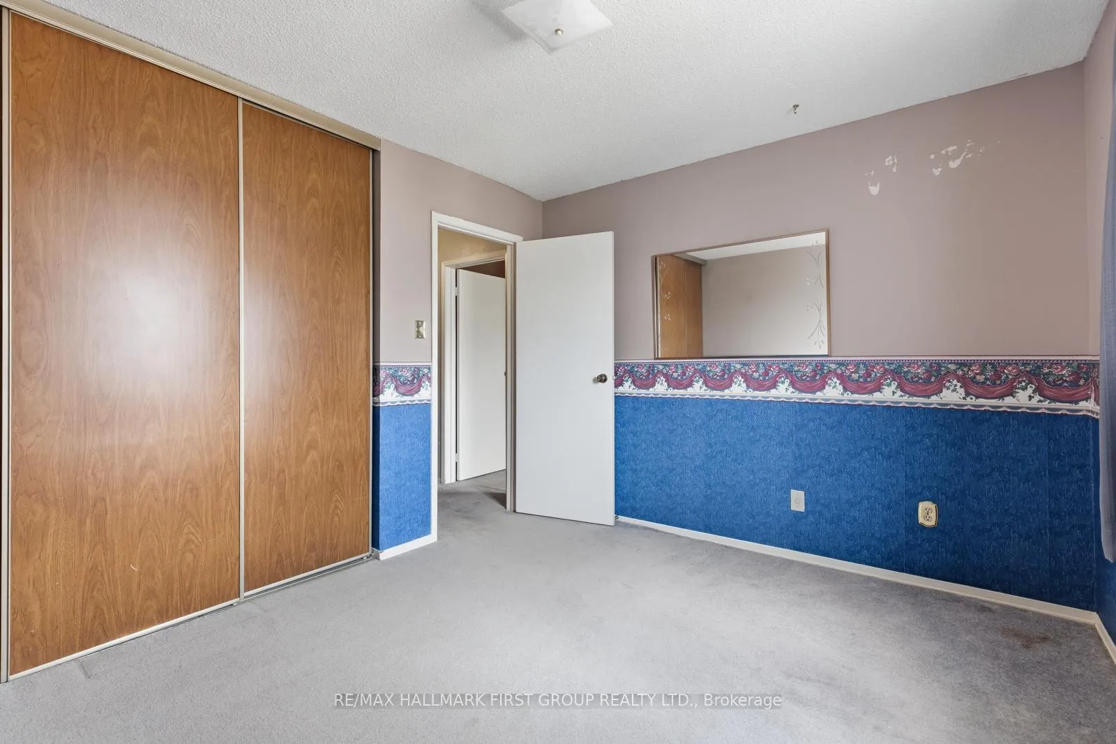 Photo 18 of 56 Gilmour Drive, Ajax, Central — HOMEH