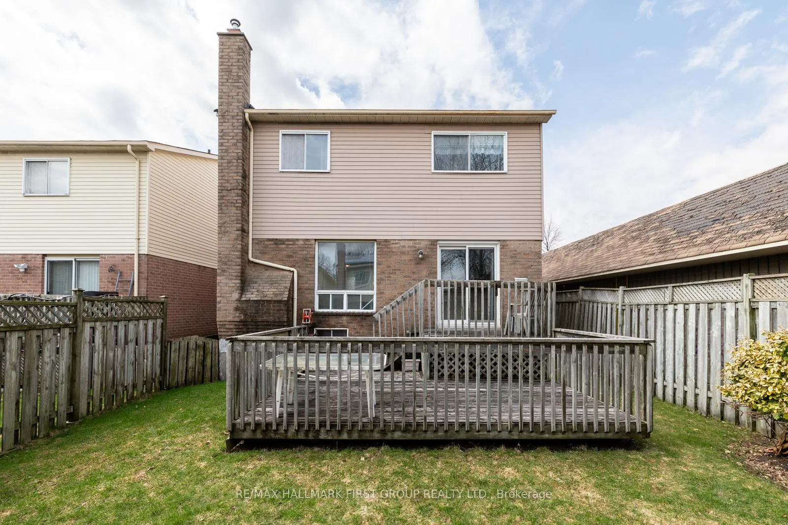 Photo 22 of 56 Gilmour Drive, Ajax, Central — HOMEH