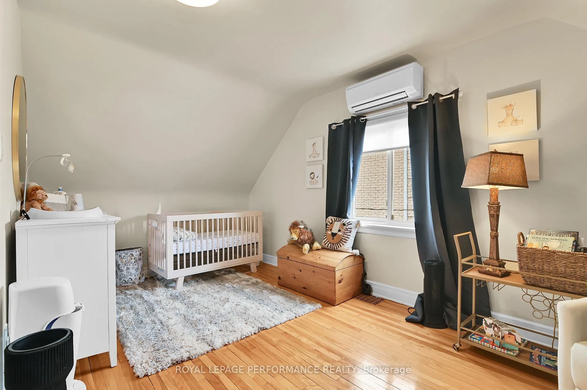 Photo 17 of 328 Pleasant Park Road, Ottawa, Alta Vista/Faircrest Heights — HOMEH